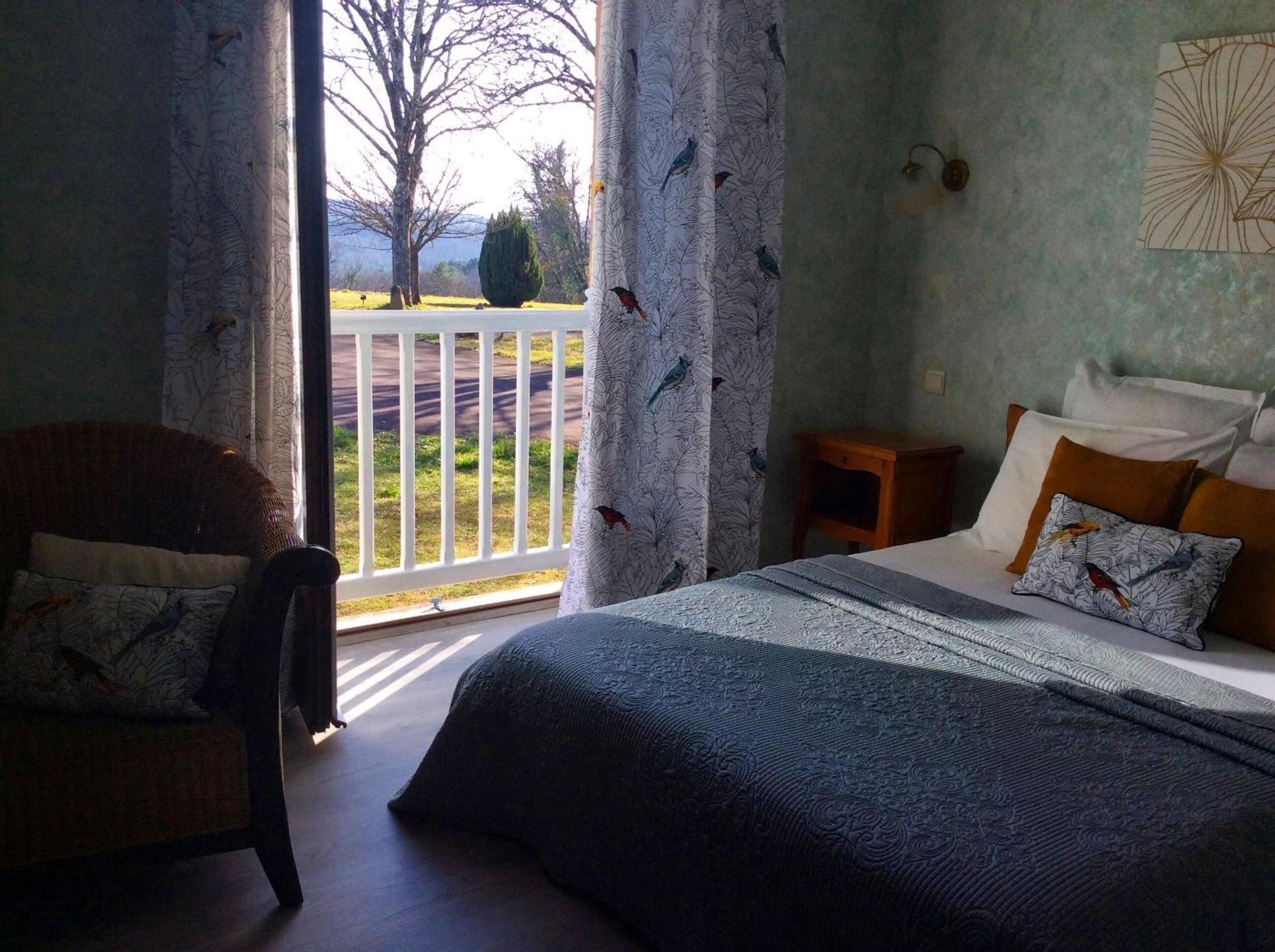 Family Room with Garden View photo 3