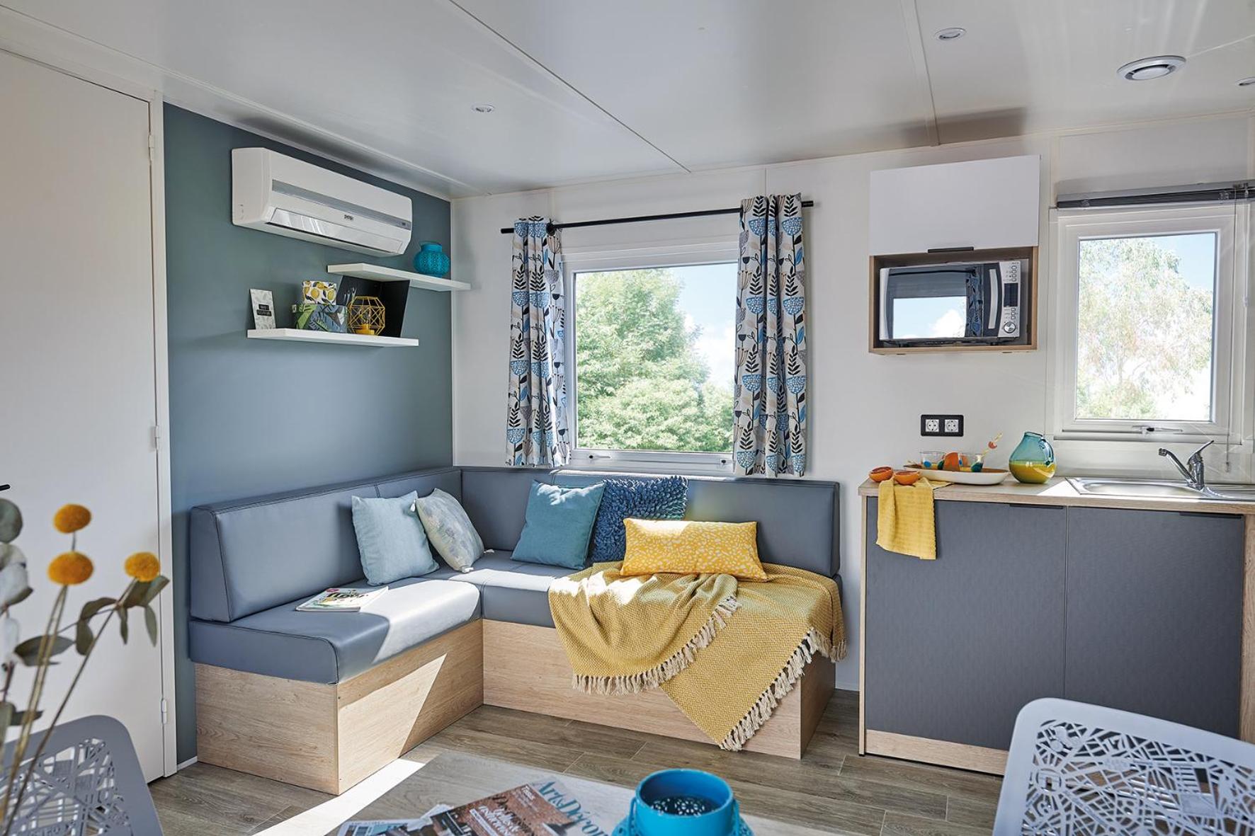 Mobile Home (Grand Lodge) photo 1
