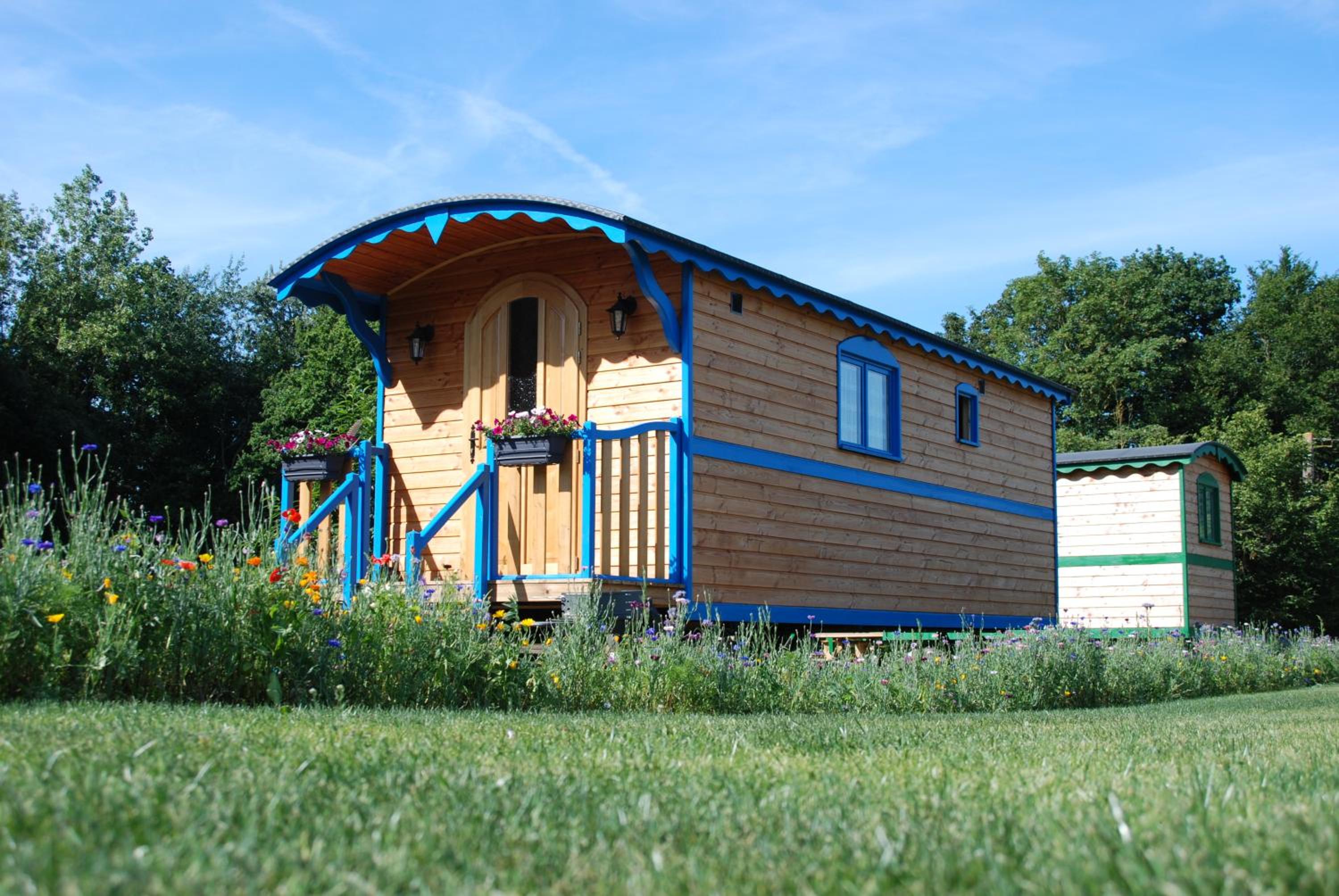 Wooden Caravan (4 Adults)  photo 1