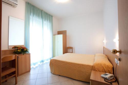 Double or Twin Room photo 2