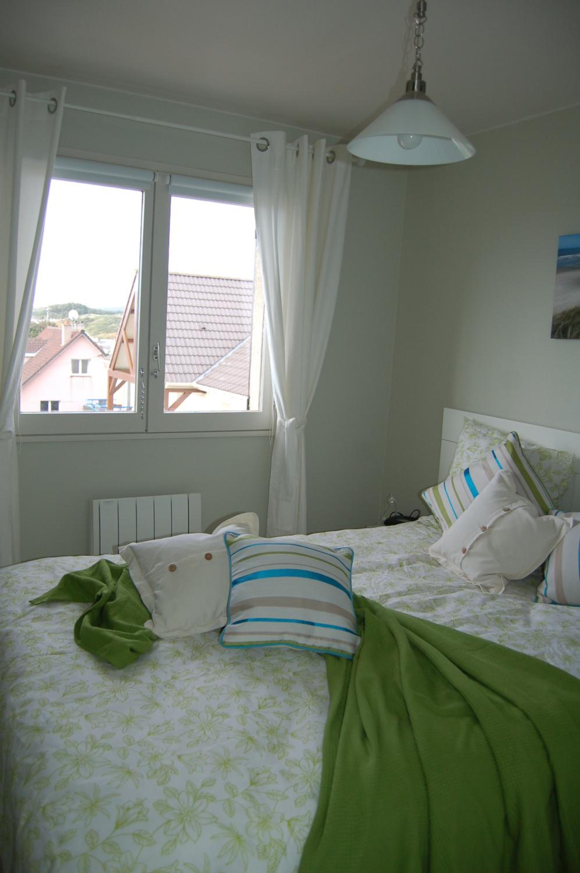 Two-Bedroom Apartment photo 3