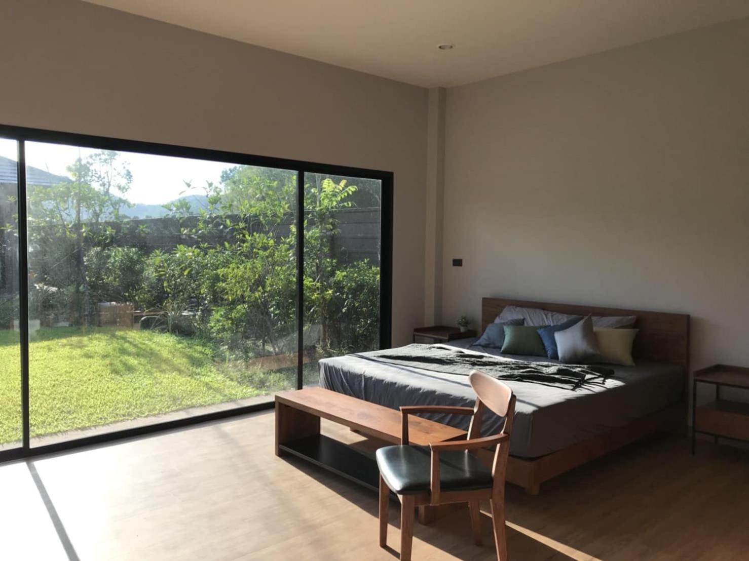 Deluxe Double Room with Balcony photo 3
