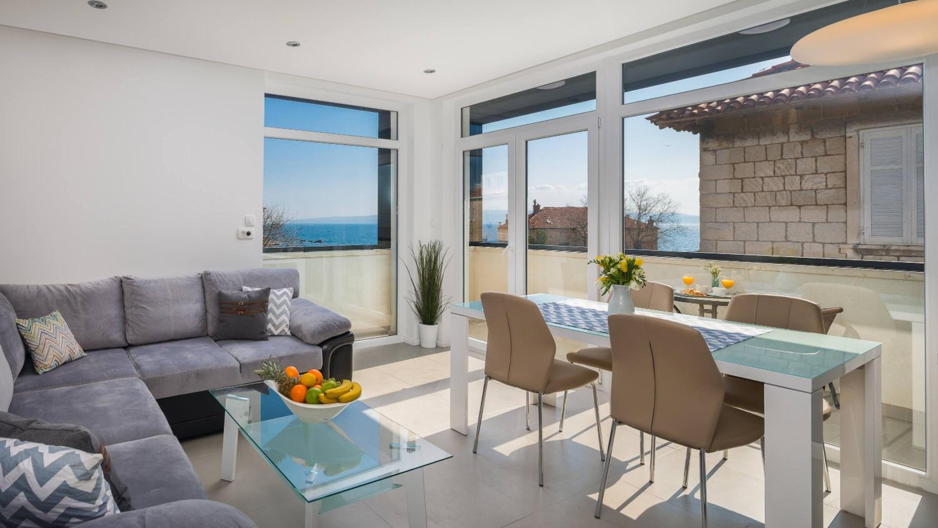 Superior Apartment with Hot Tub
