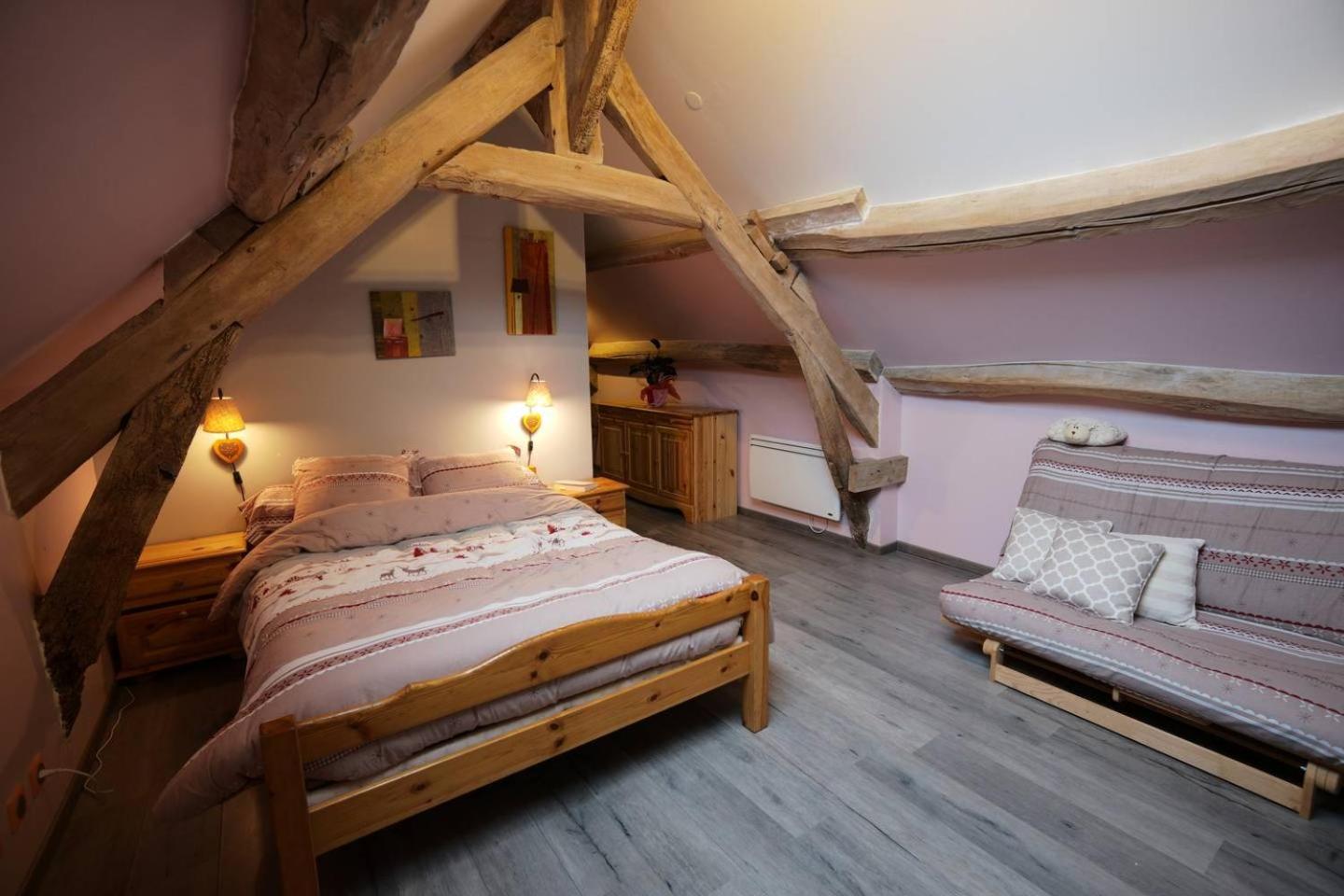 Deluxe Family Suite - Photo 1