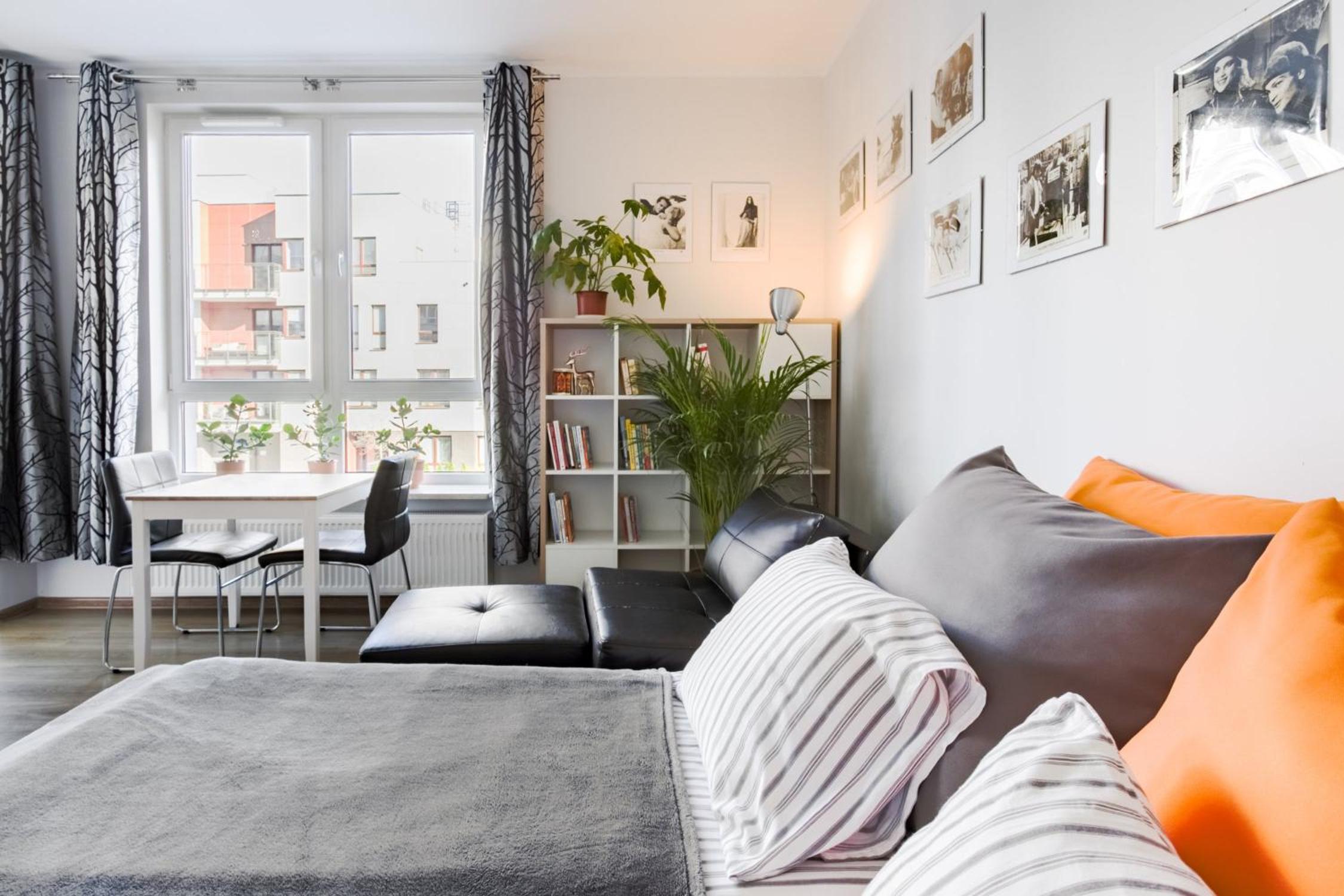 Studio Apartment