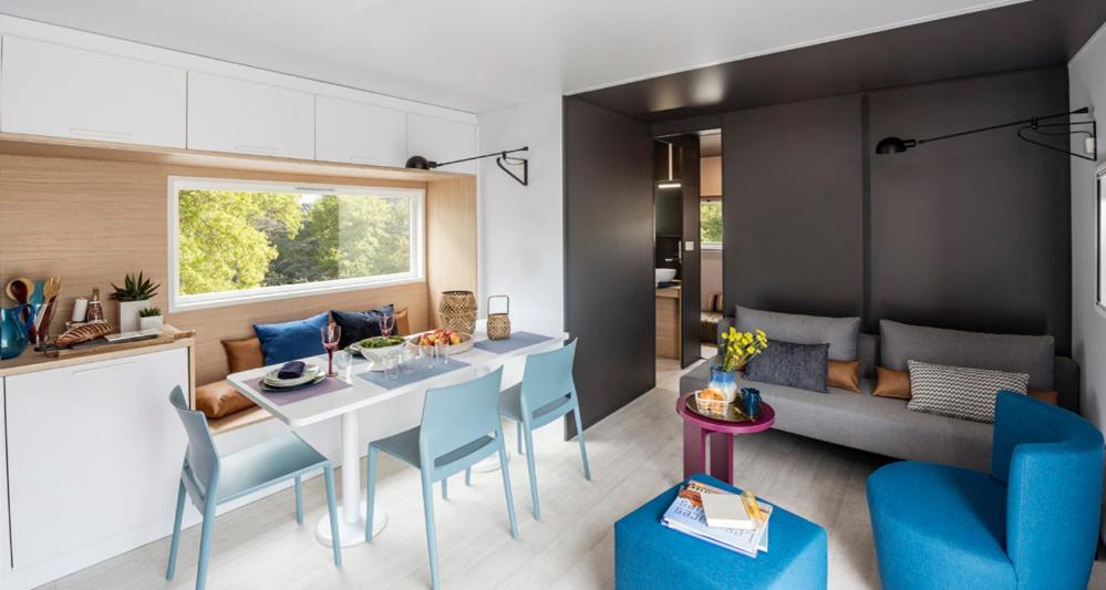 Mobile Home Deluxe photo 3