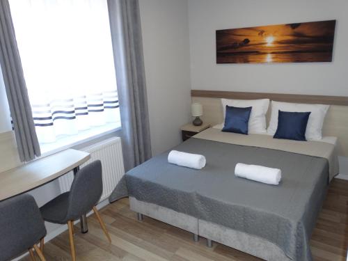 Double or Twin Room with Bathroom