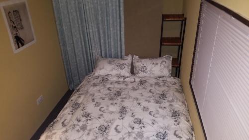 Budget Double Room photo 2