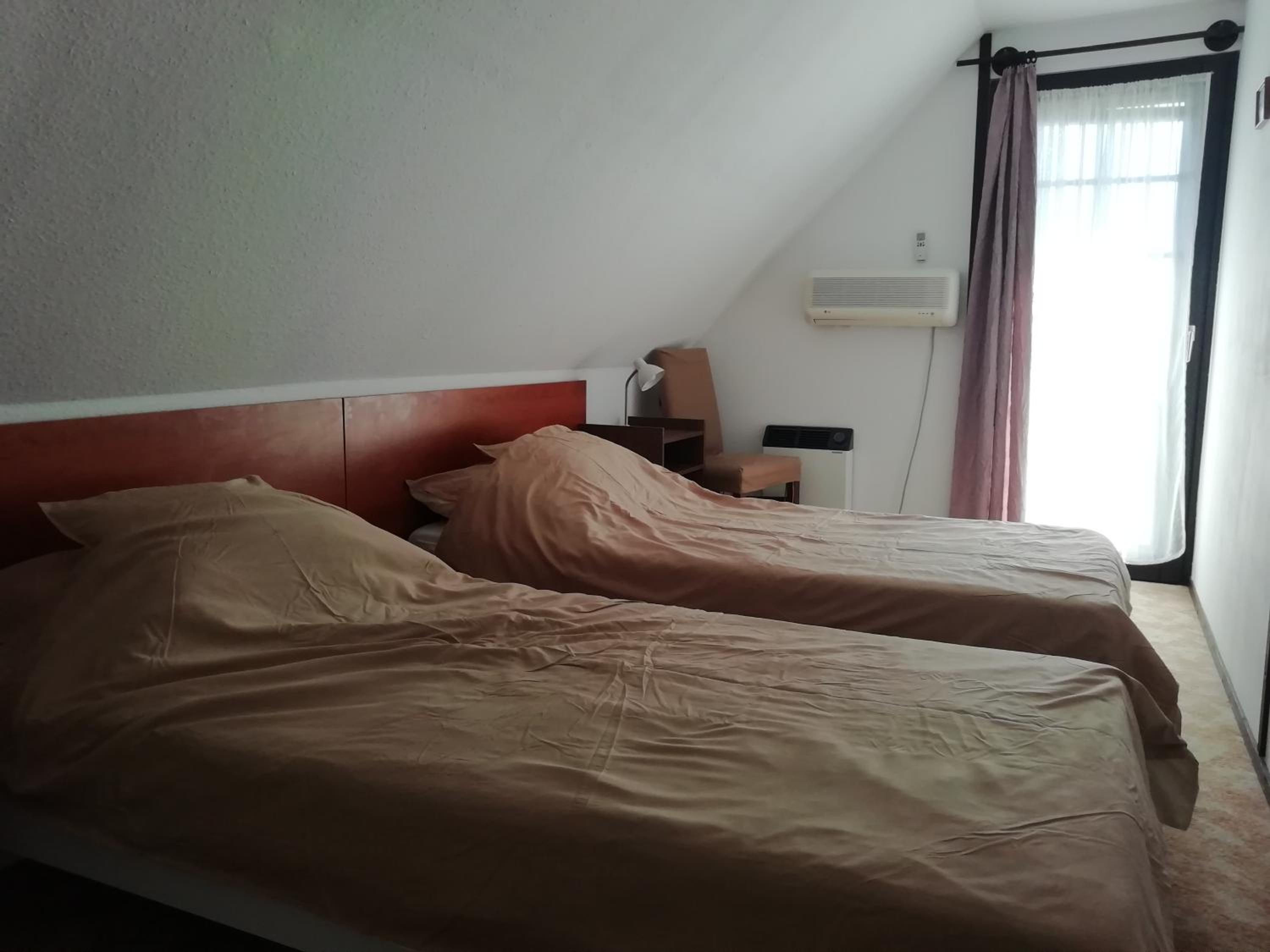 Two-Bedroom House photo 3