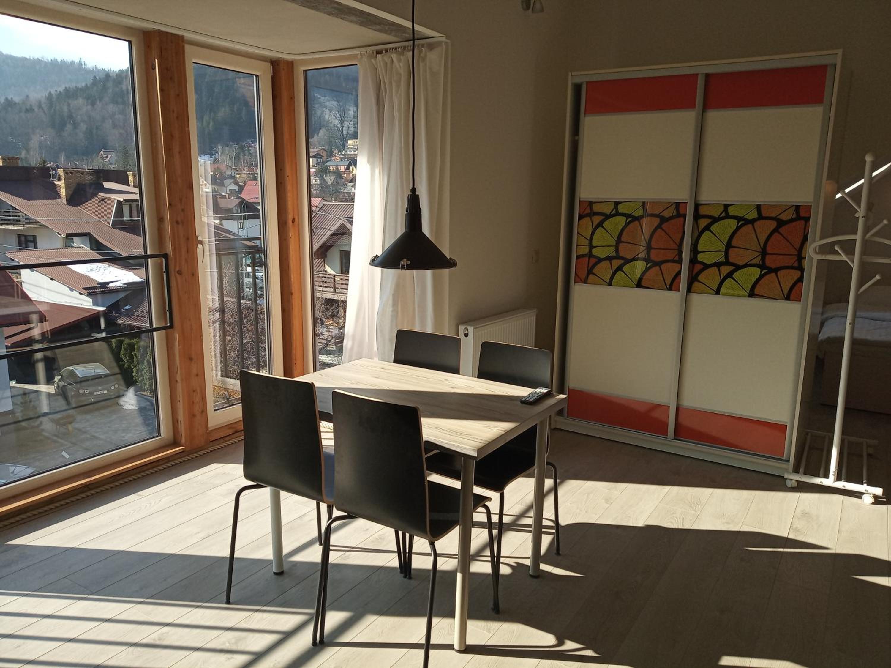 Studio Apartment - Photo 14
