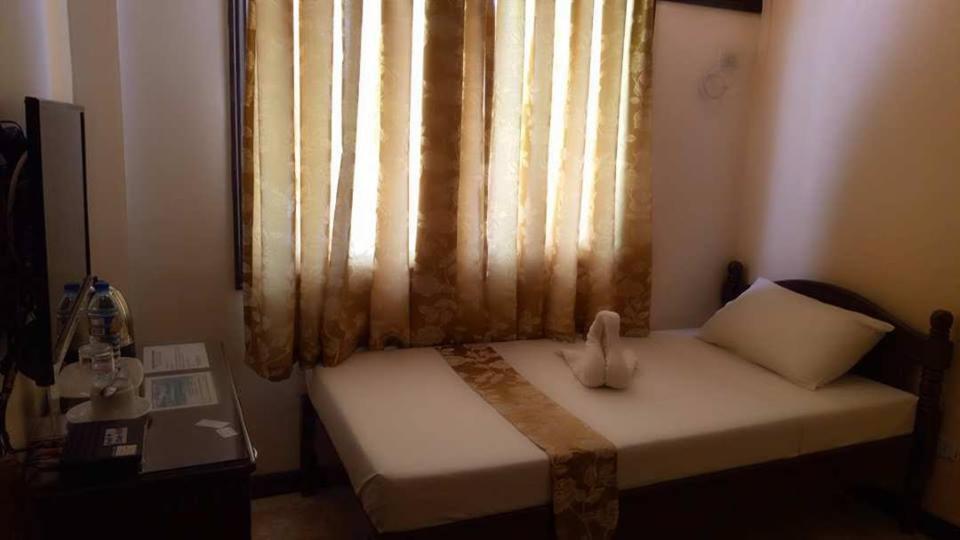 Standard Single Room with Shower photo 1