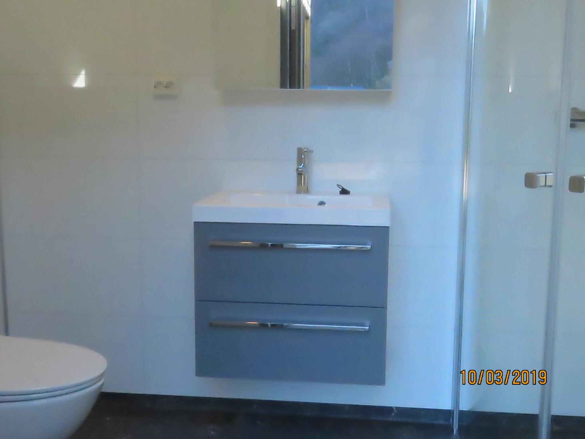 Small Twin Room photo 3