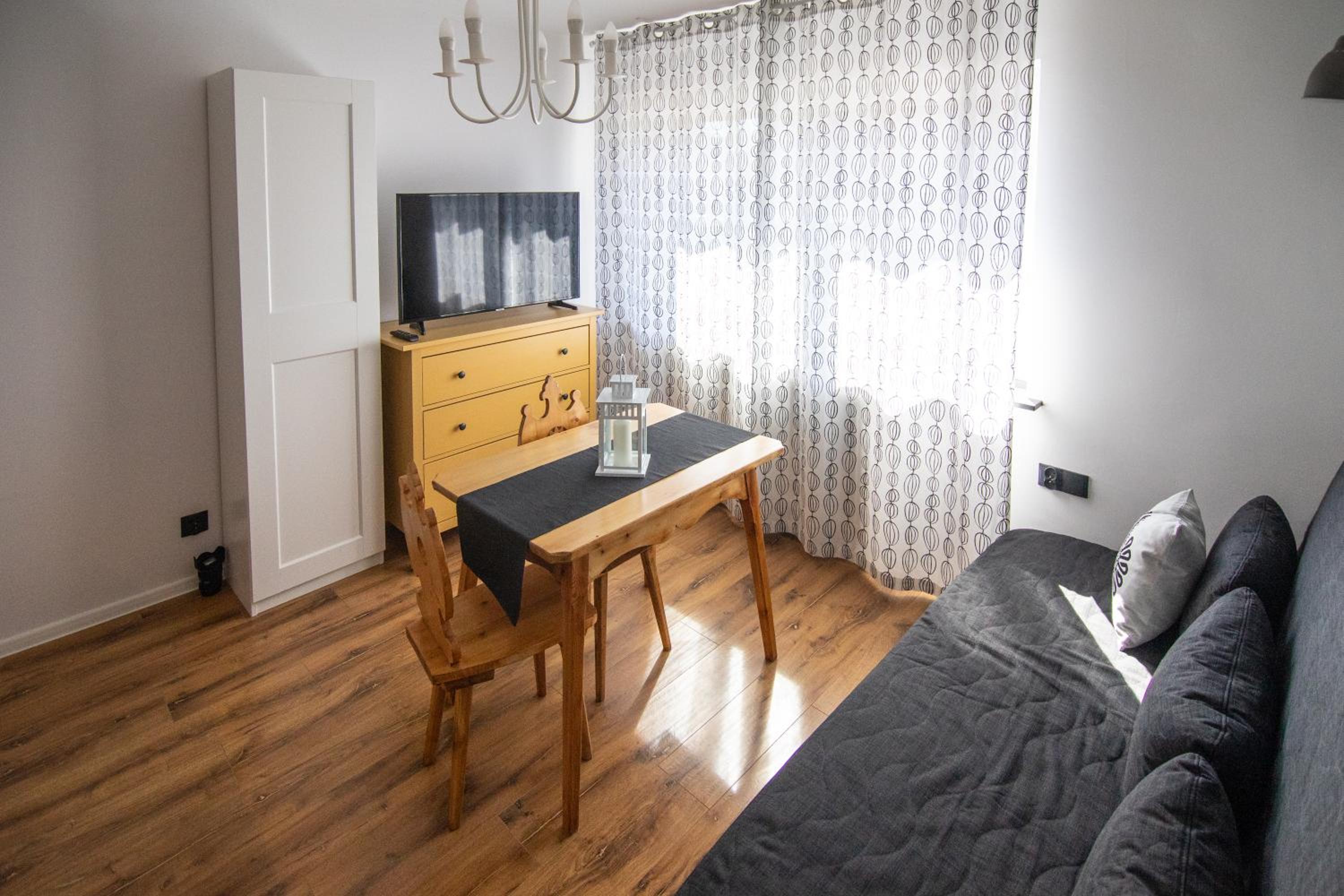 Studio Apartment