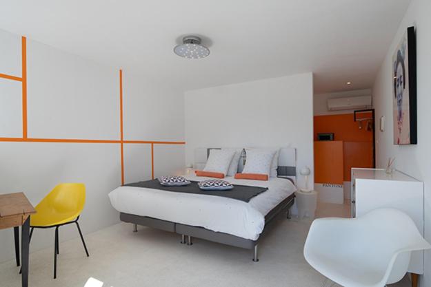 King Room with Pool View photo 3