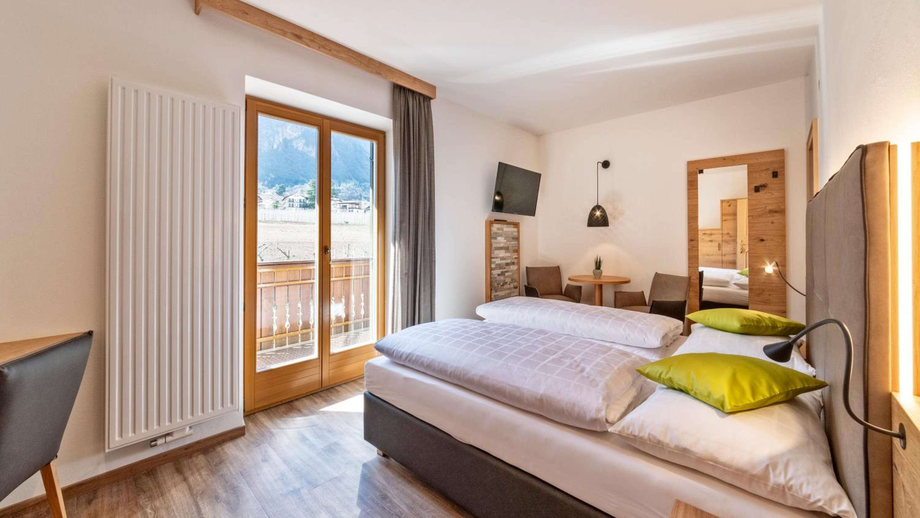 Double Room with Mountain View