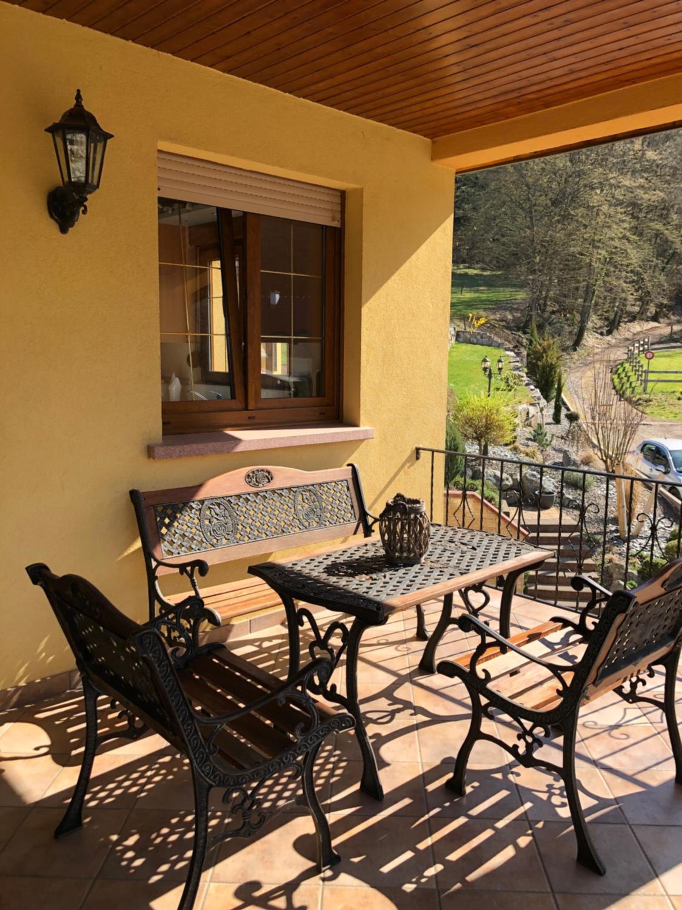 Two-Bedroom House - Photo 12