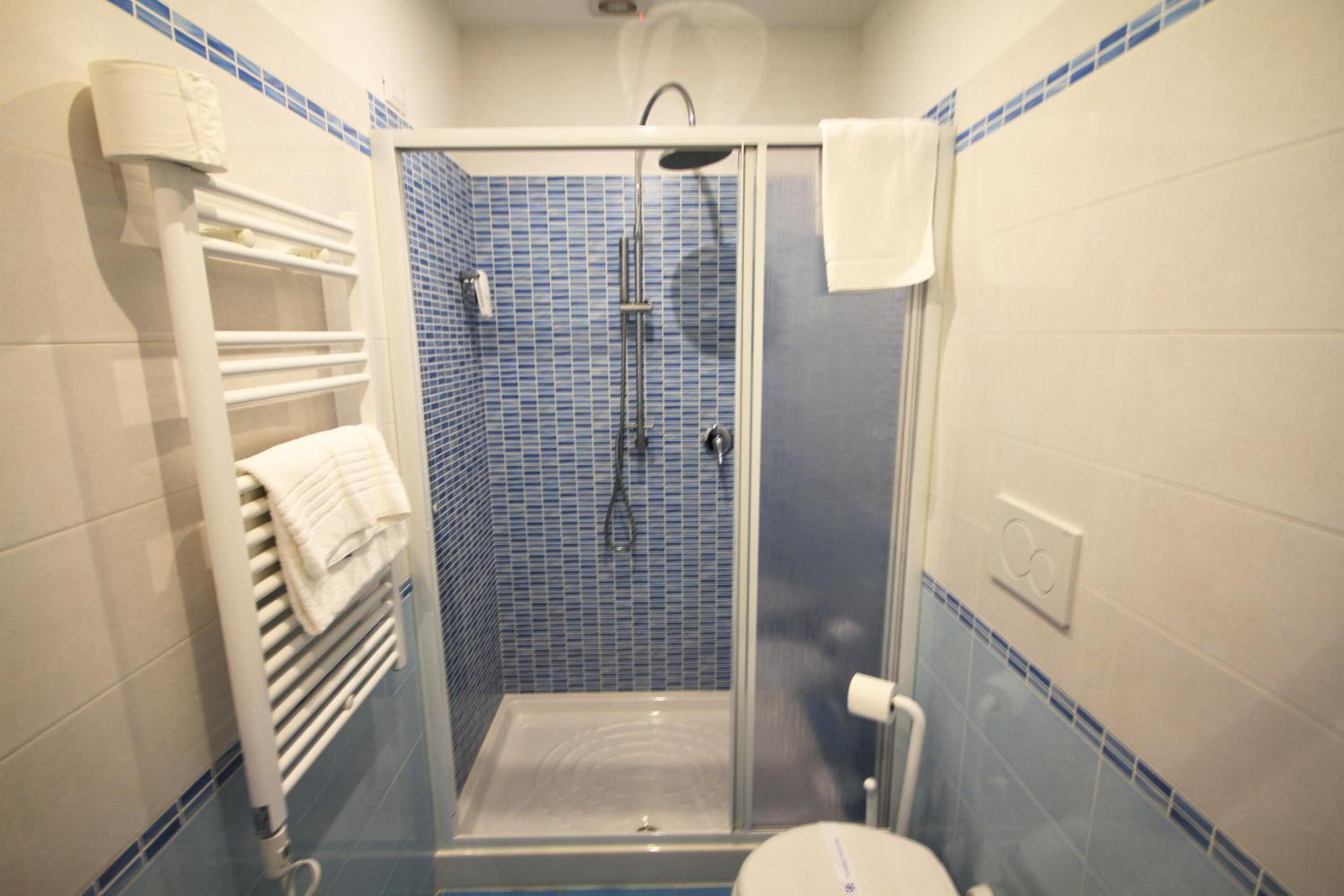 Standard Single Room with Shower
