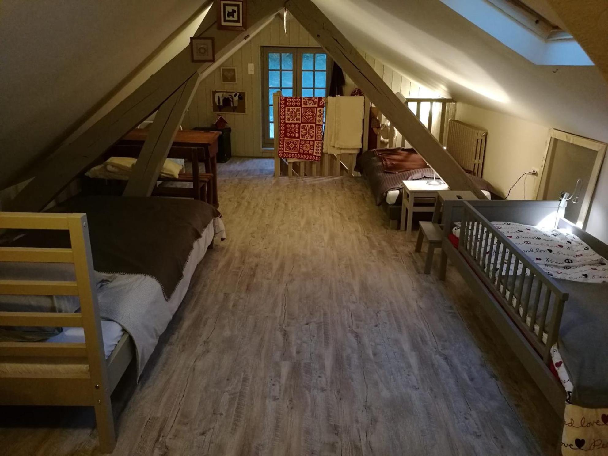 Deluxe Family Room - Photo 3