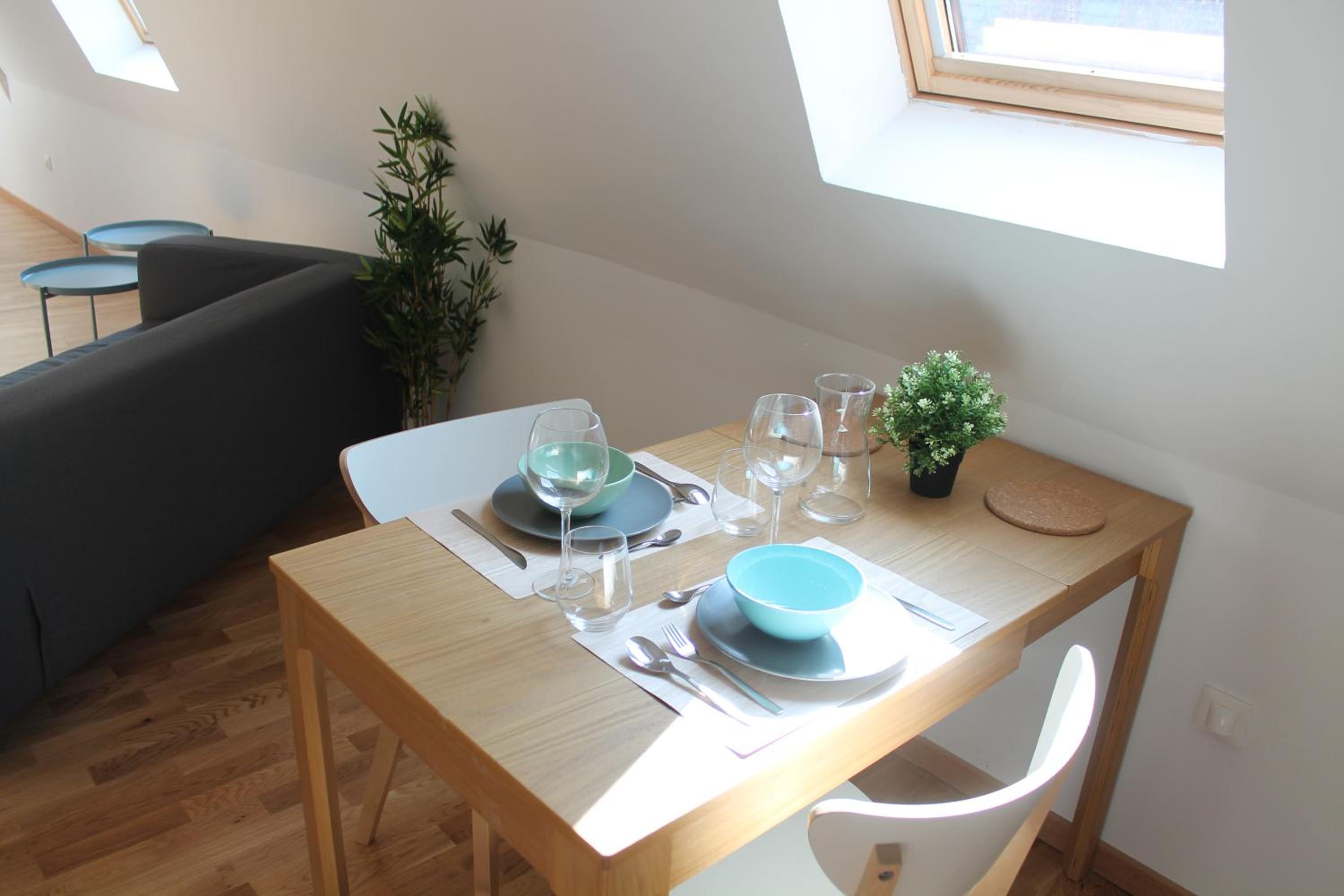 One-Bedroom Apartment - Photo 7