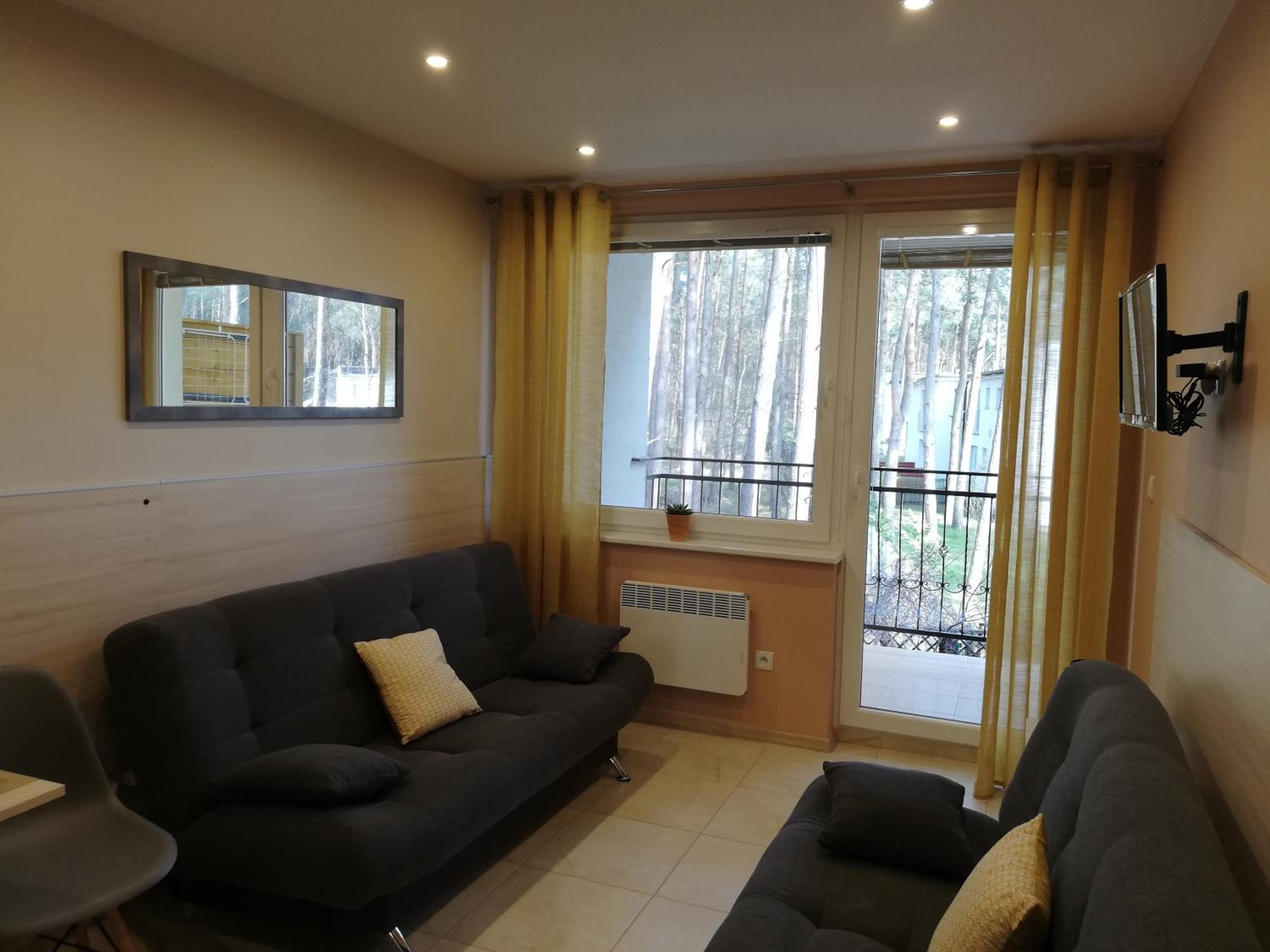 Apartment with Balcony photo 3