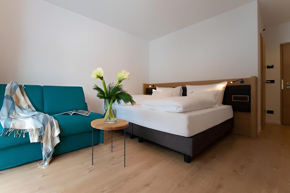 Superior Double or Twin Room with Mountain View photo 2