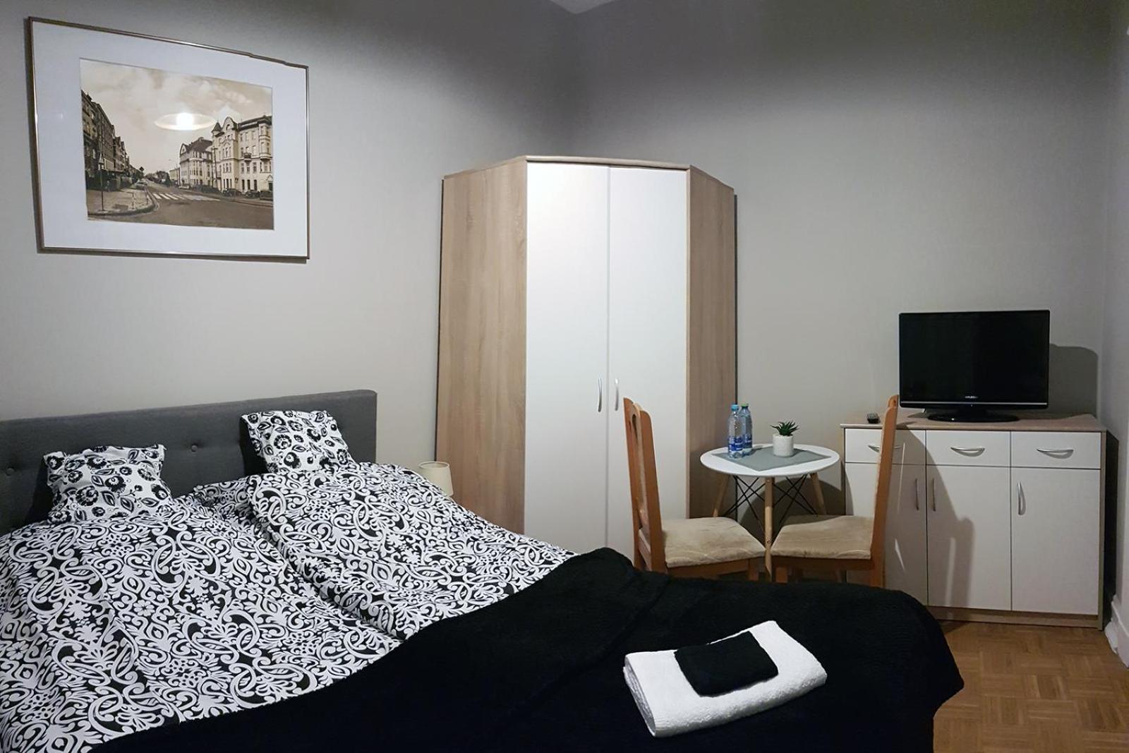 Economy Double Room photo 1