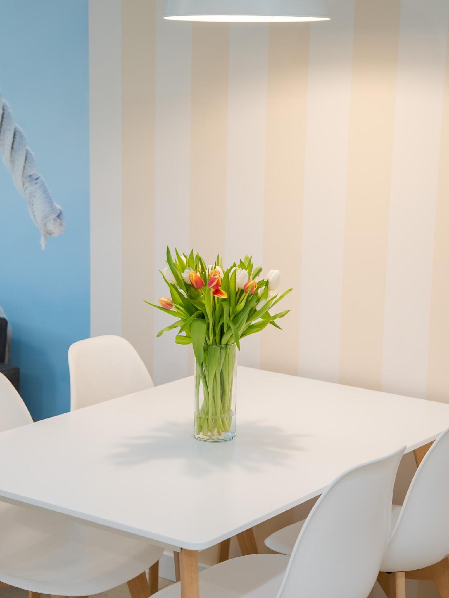 One-Bedroom Apartment - Photo 18