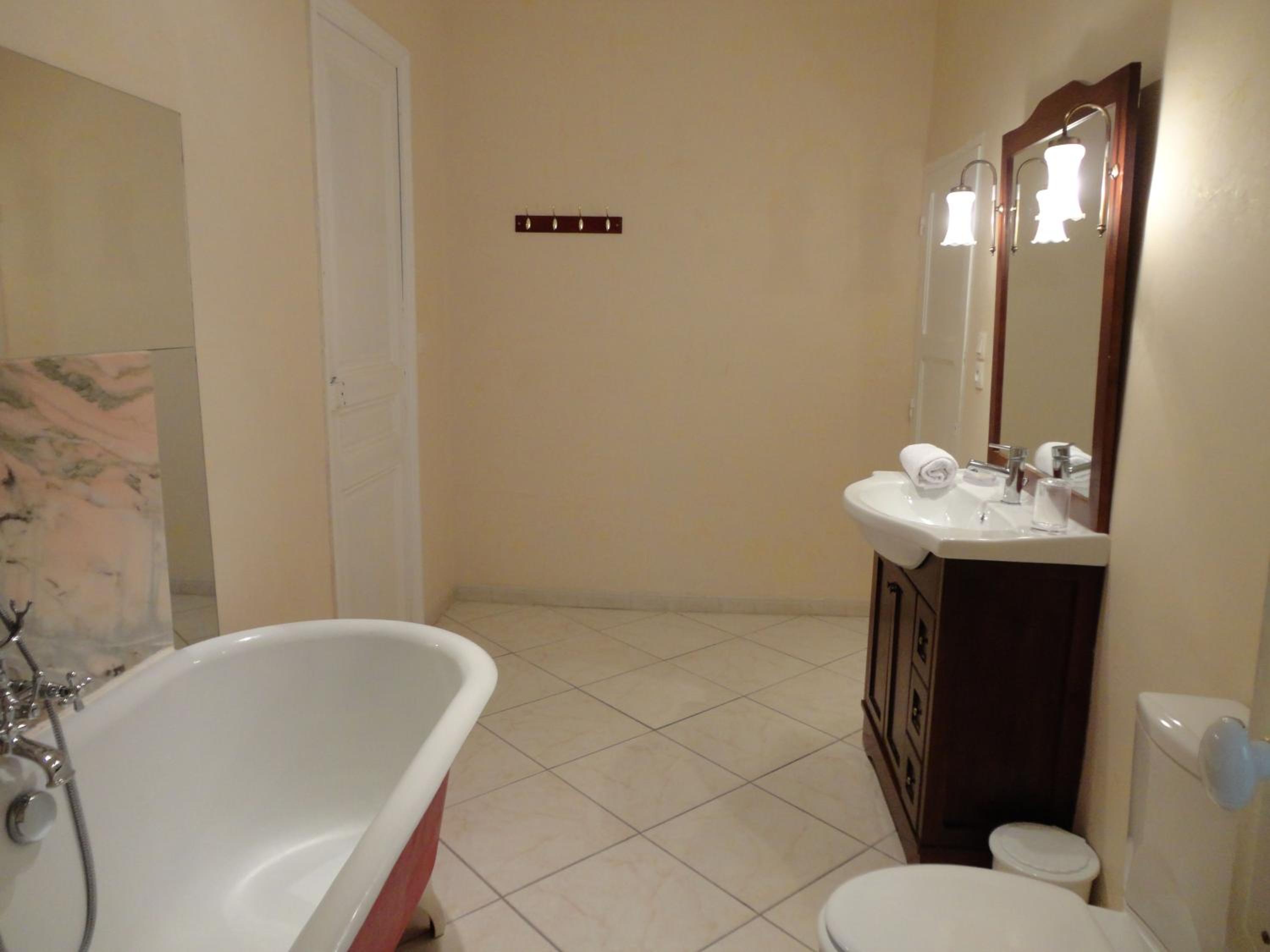Comfort Apartment (6 Adults)