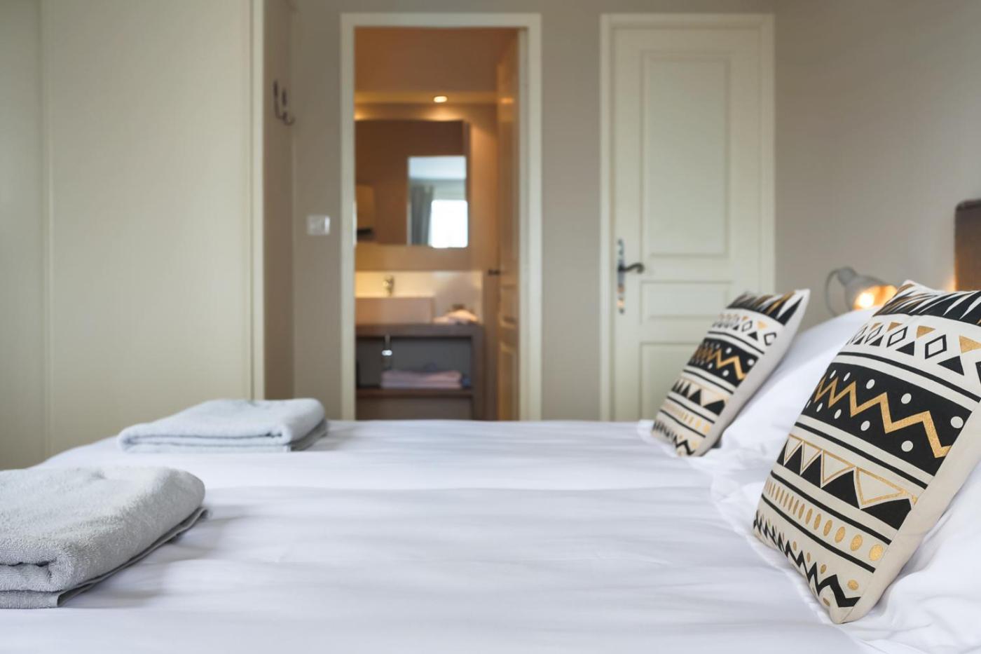 Twin Room with Terrace photo 2