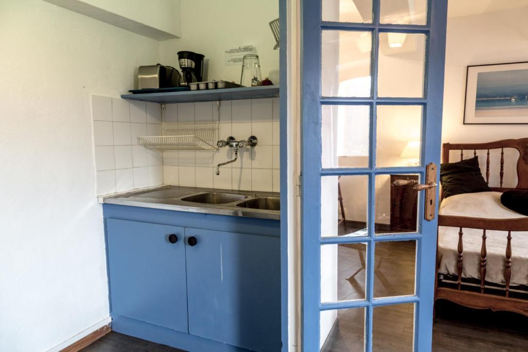 Double Room with Private External Bathroom photo 3