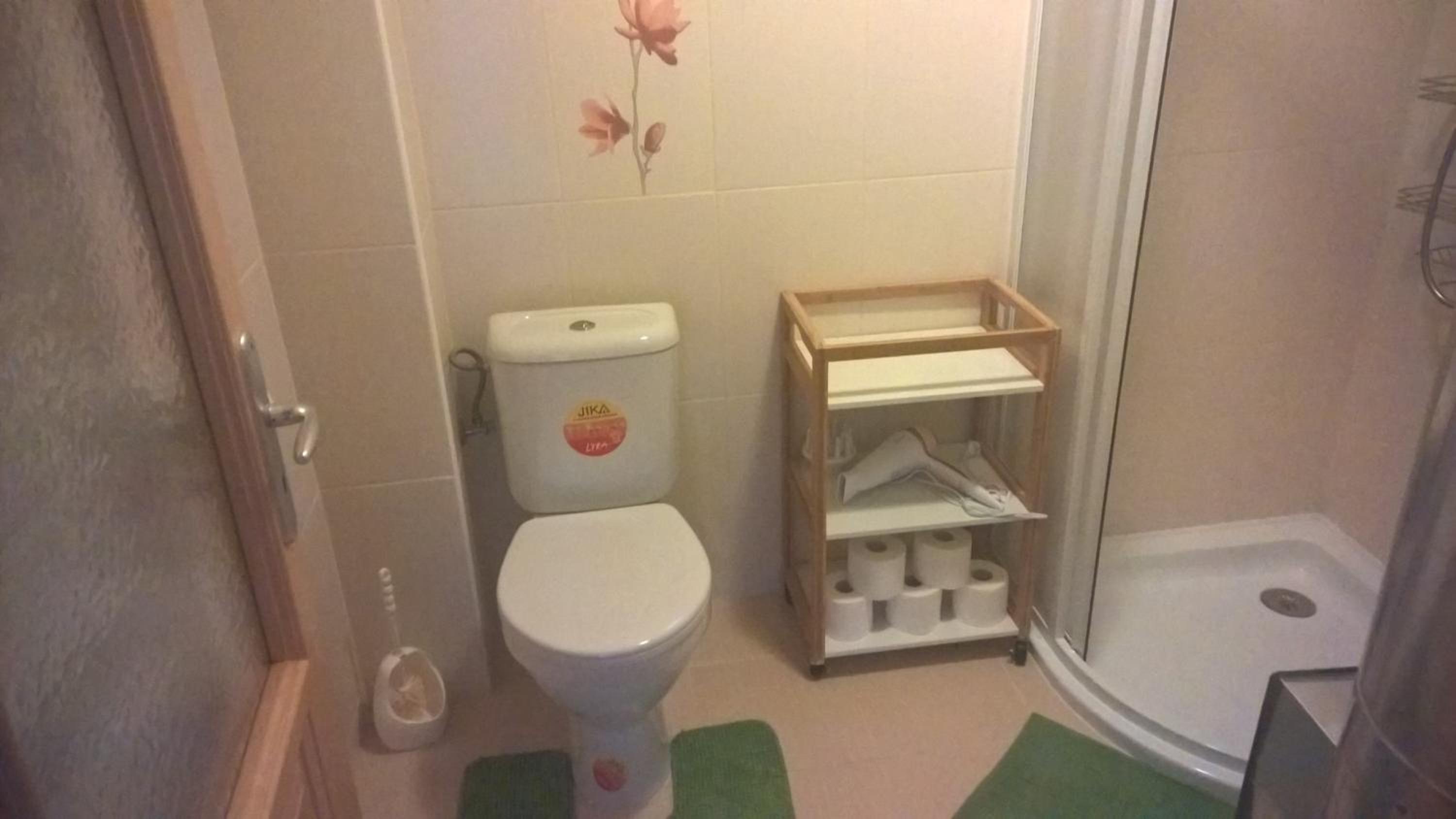 Double Room with Shared Bathroom photo 1