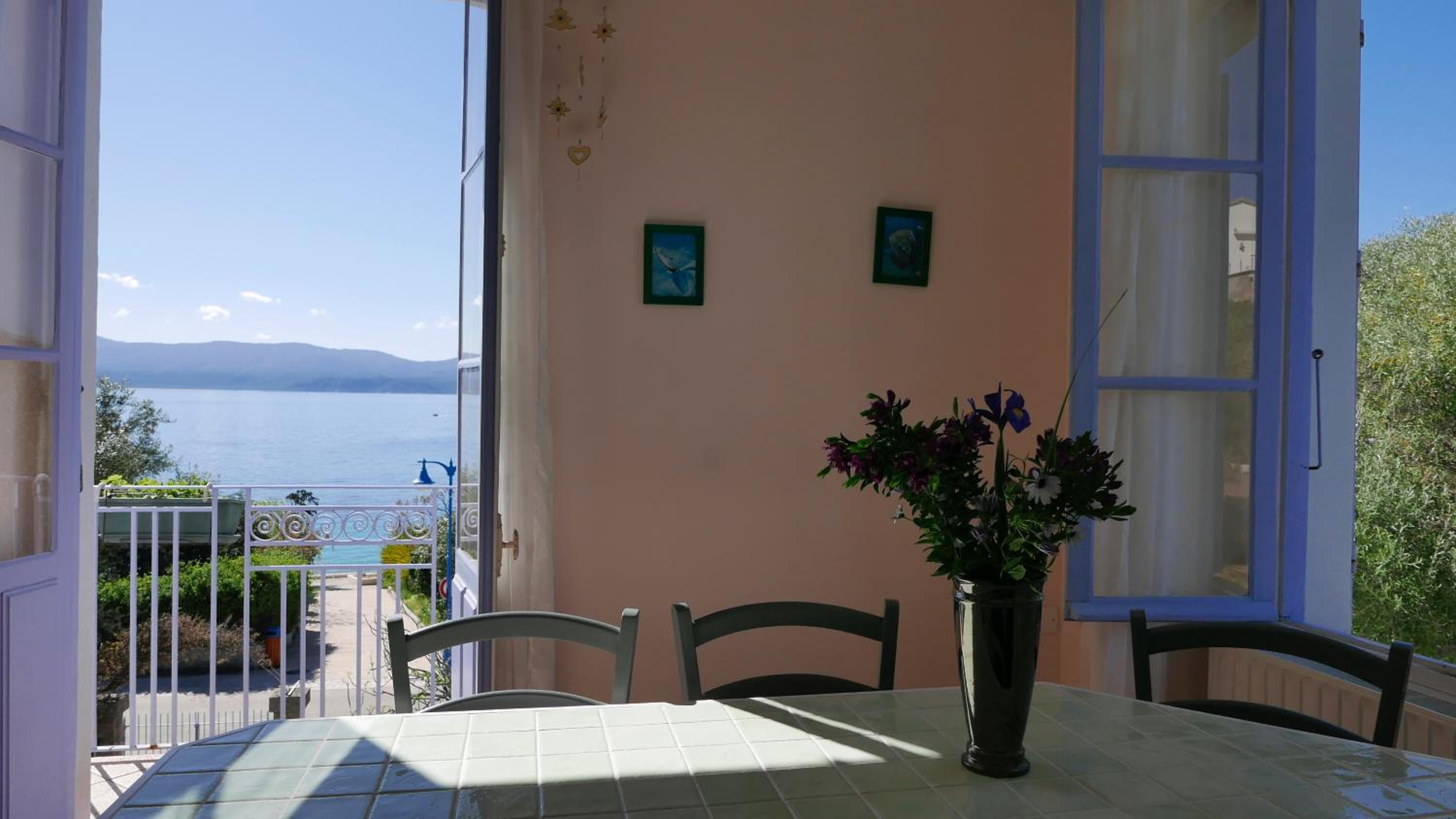 Apartment with Sea View photo 2