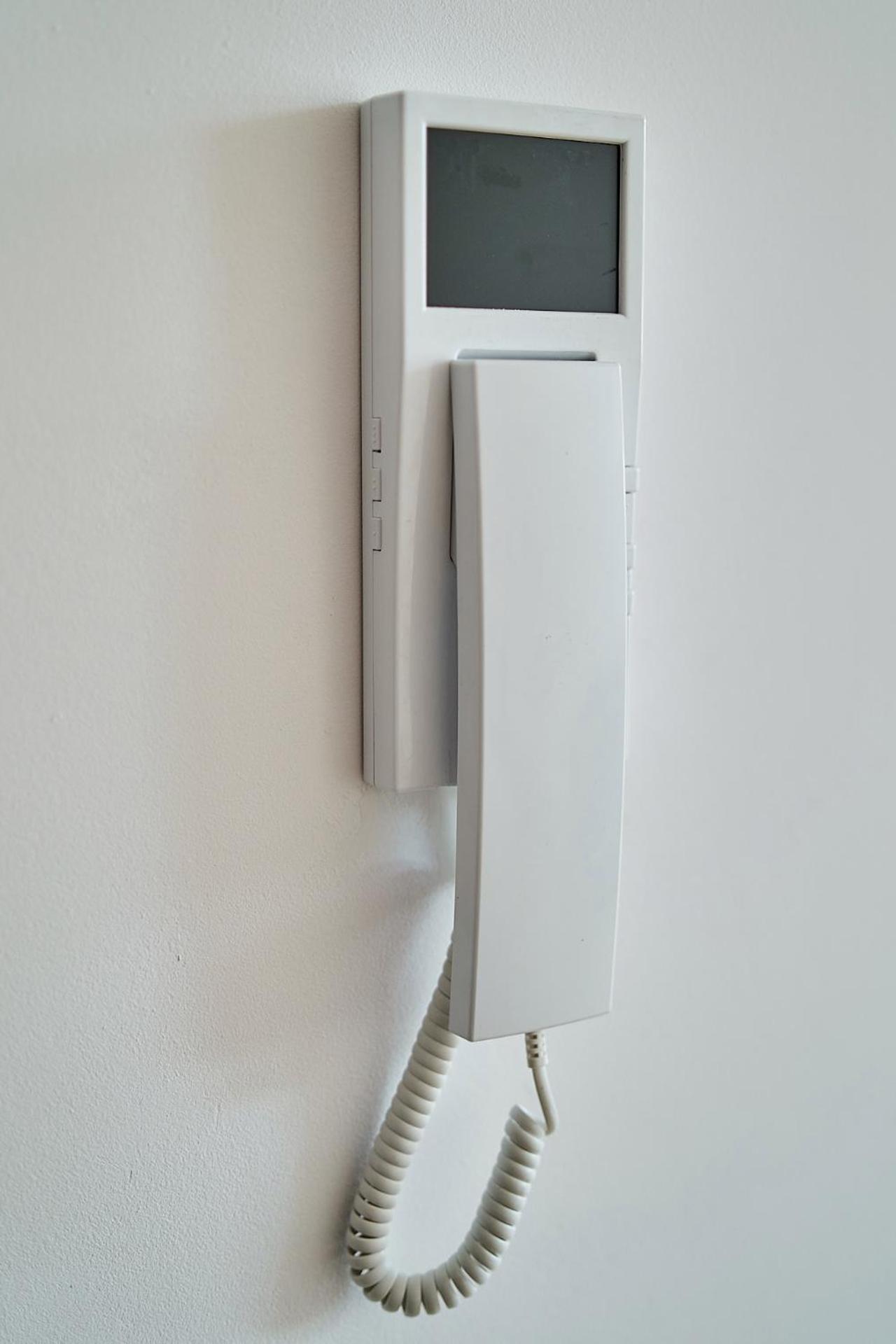 One-Bedroom Apartment - Photo 12