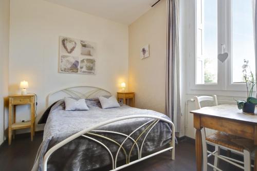 Small Double Room photo 1