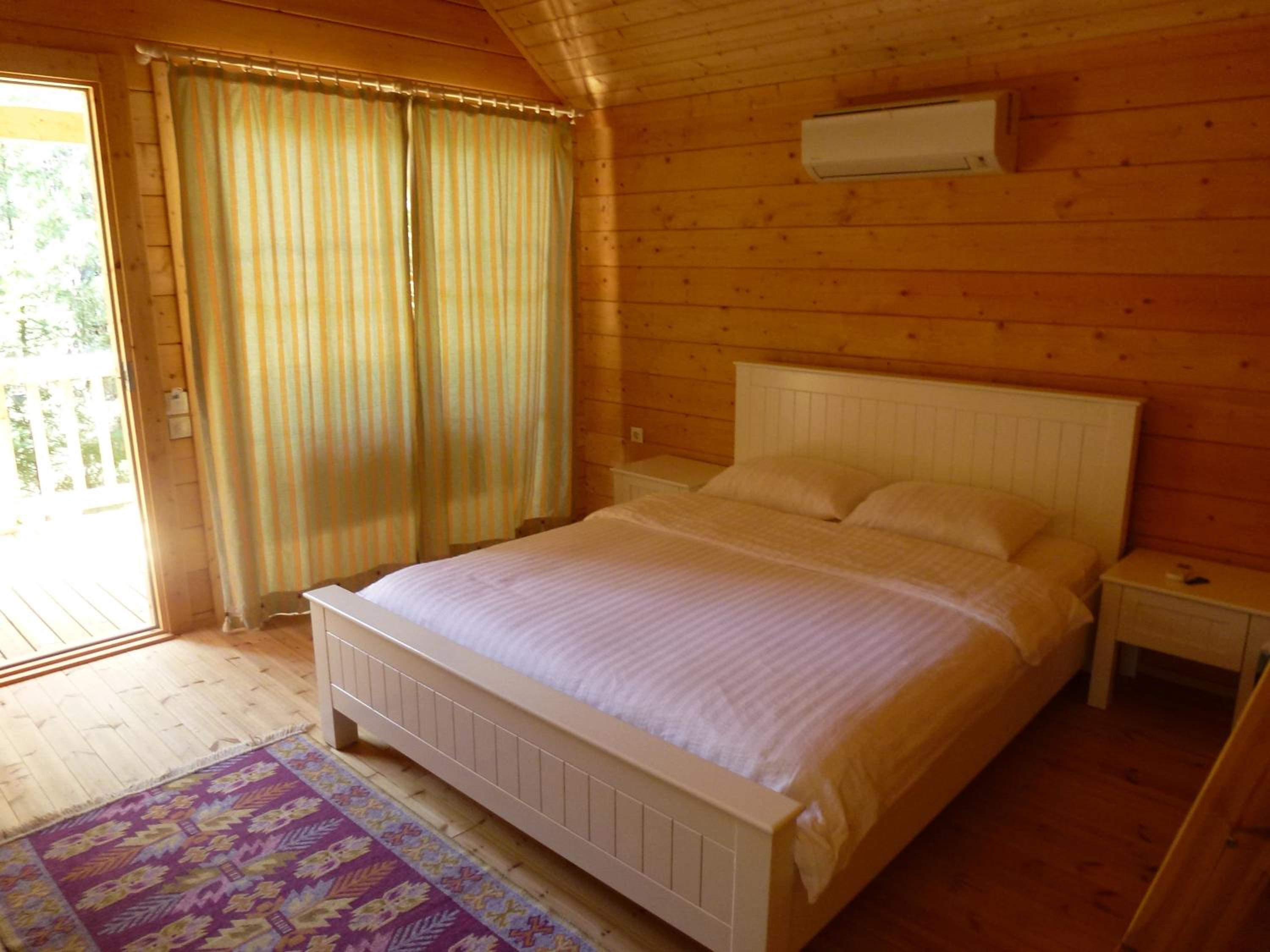 Two-Bedroom Bungalow photo 1