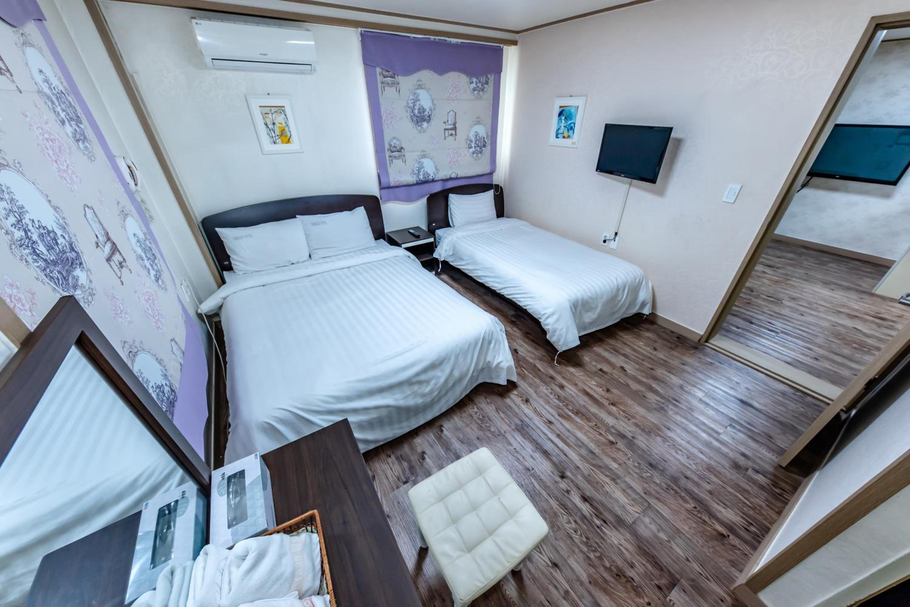 One-bedroom Room(16py)