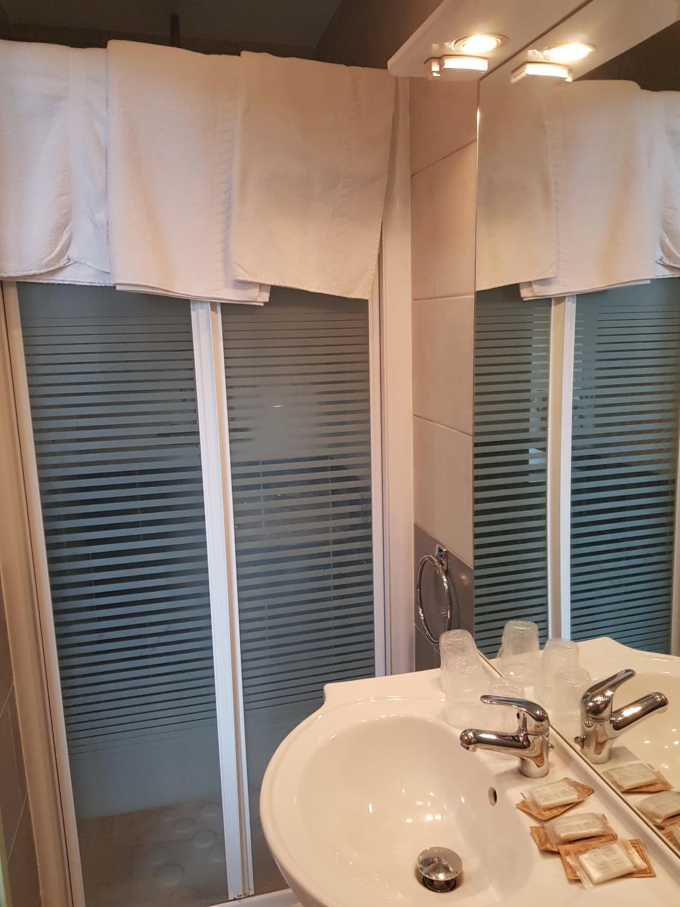 Classic Triple Room photo 3