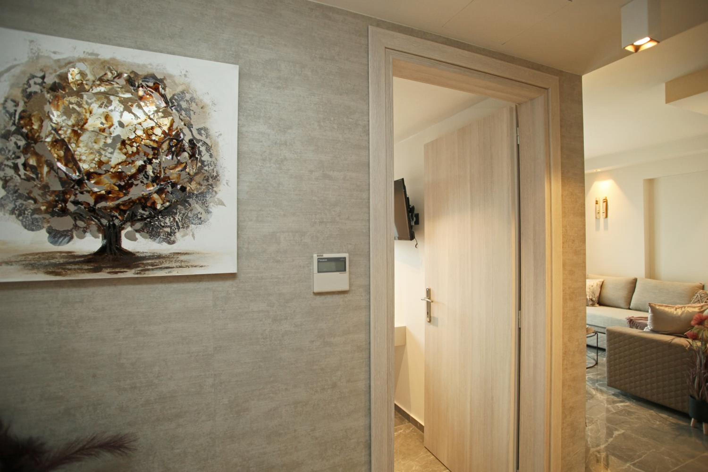 Luxury Quadruple Room - Photo 6