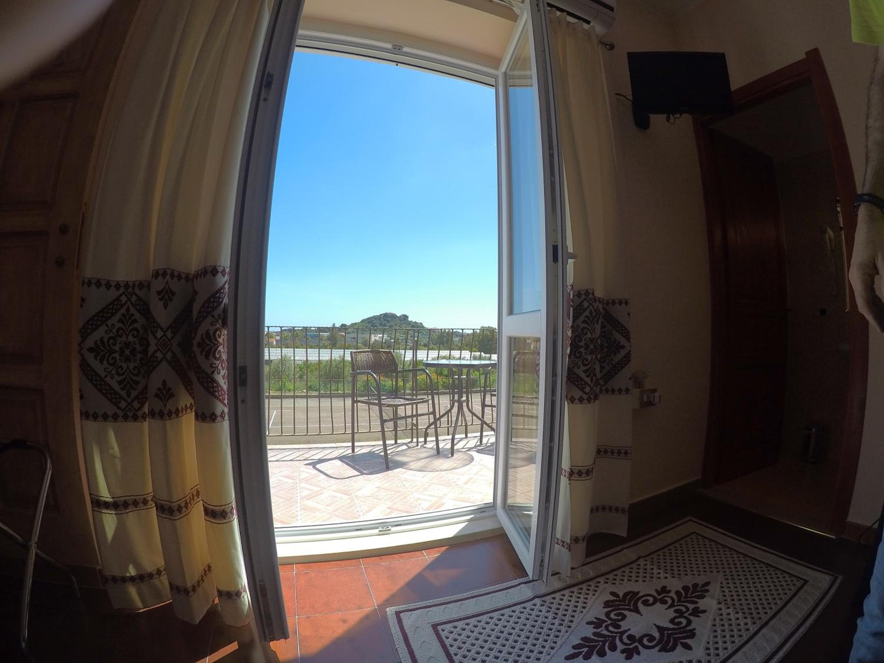 Double Room with Extra Bed photo 3