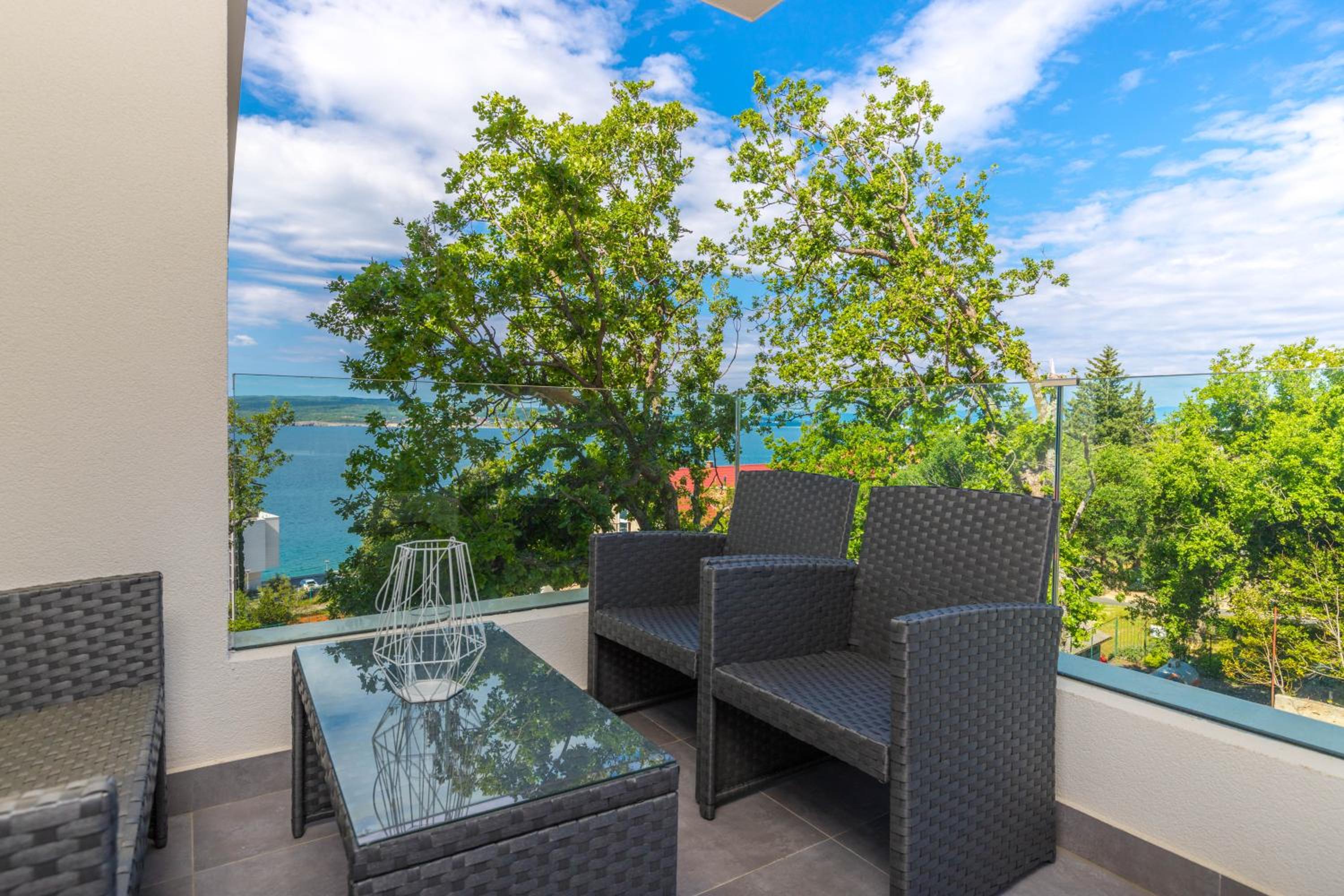 Apartment with Sea View