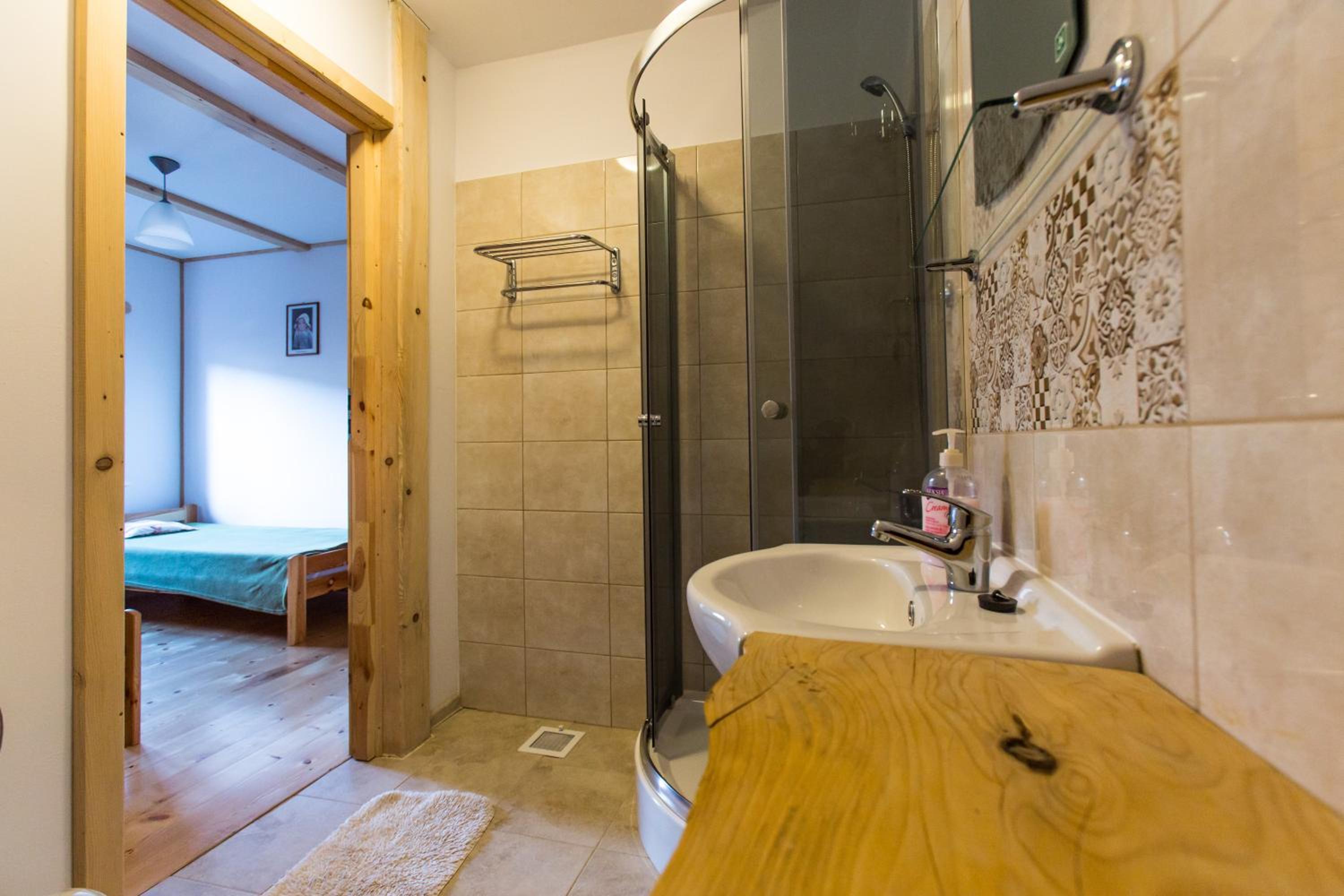 Large Double or Twin Room photo 2