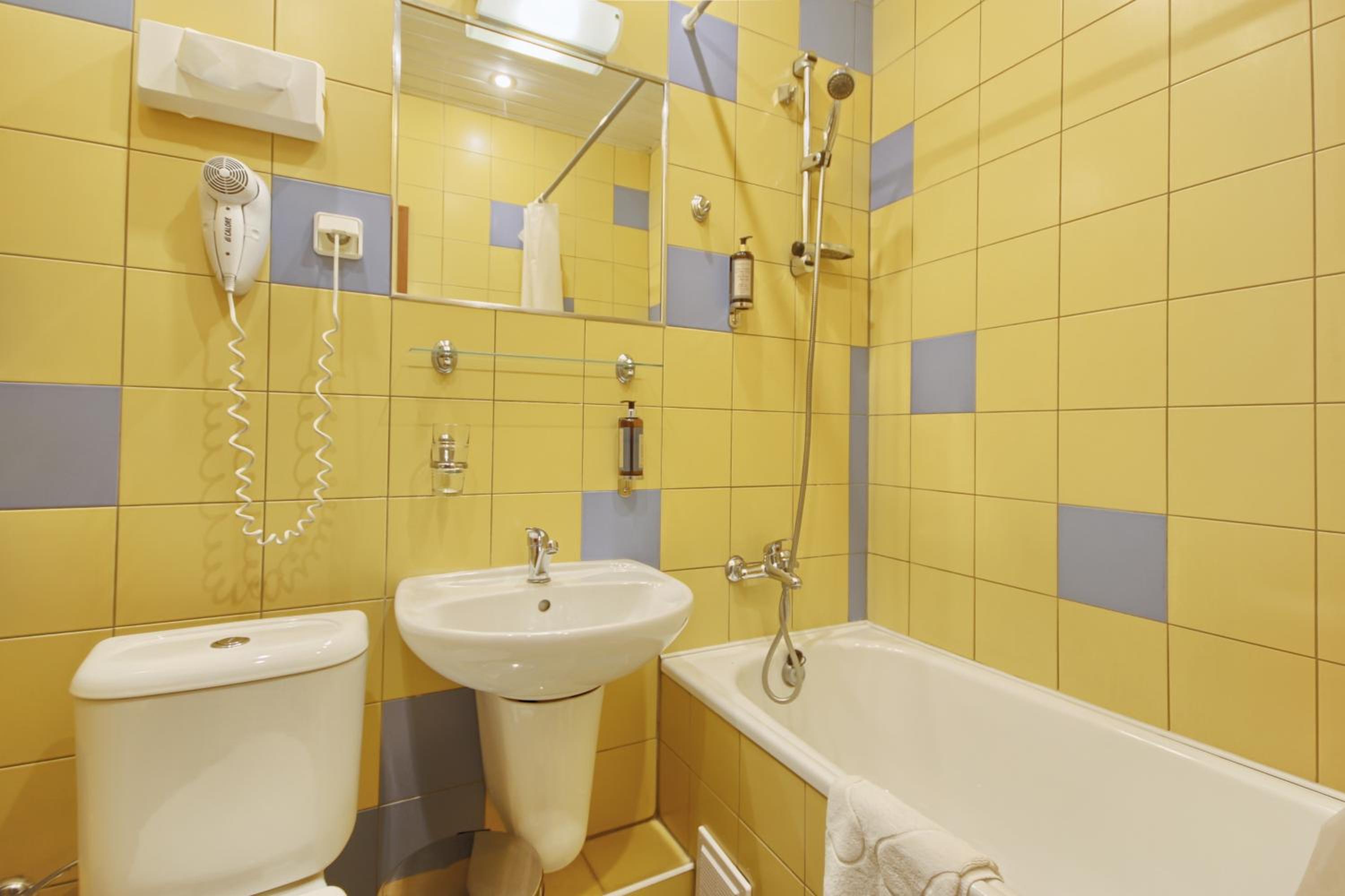 Double or Twin Room photo 2