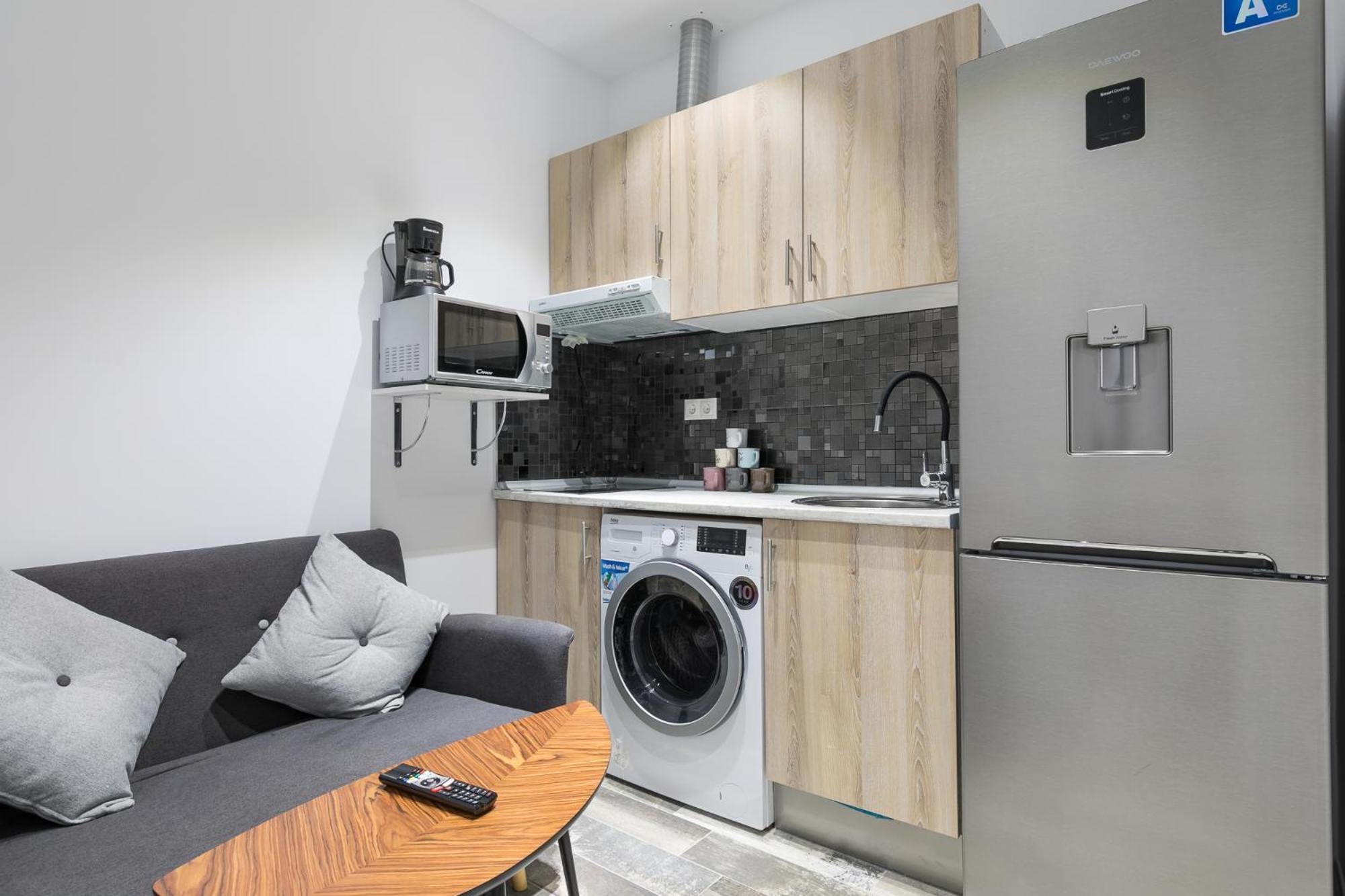 One-Bedroom Apartment