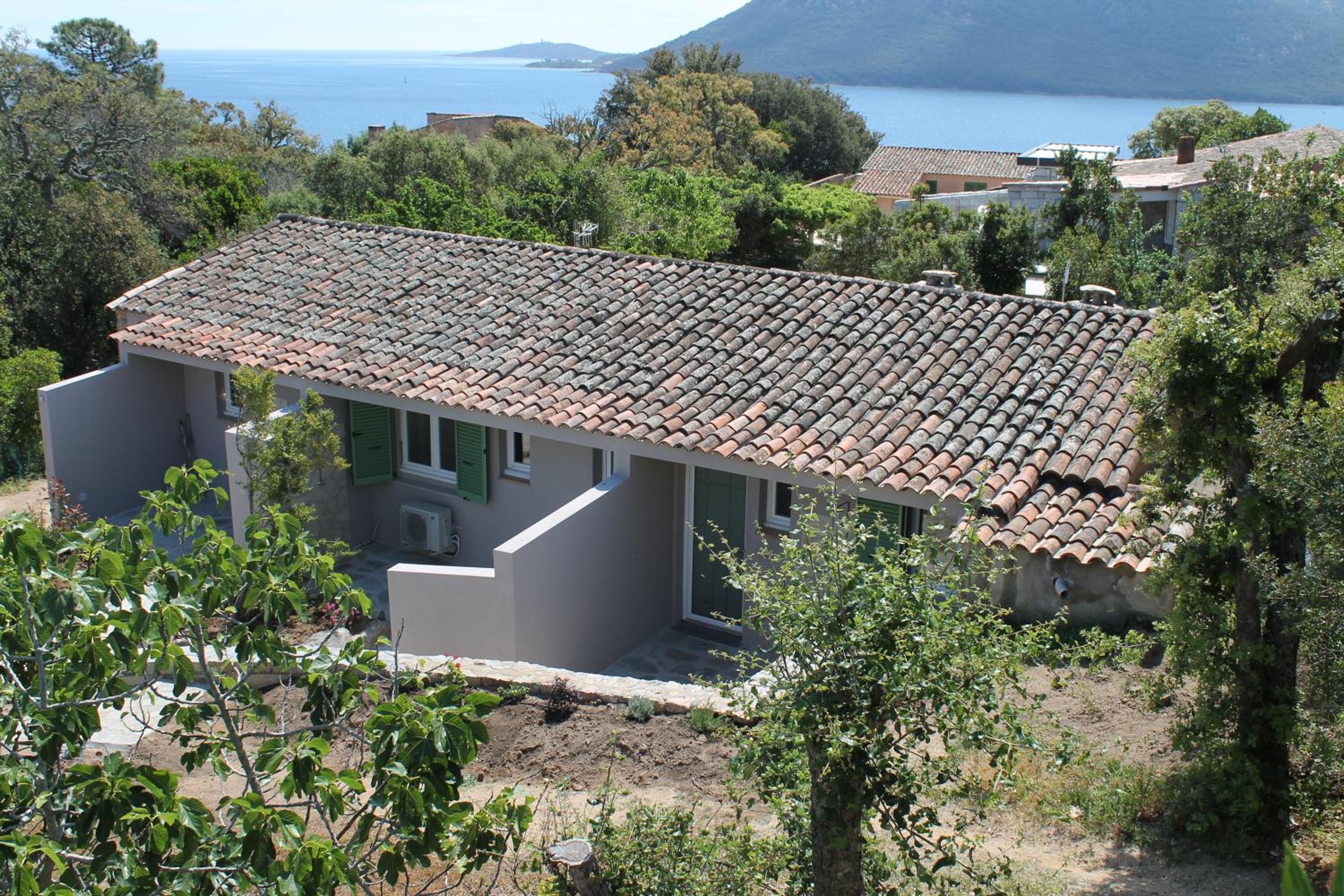 One-Bedroom Apartment (2 - 3 Adults)