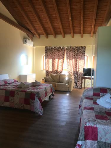 Triple Room - Photo 1