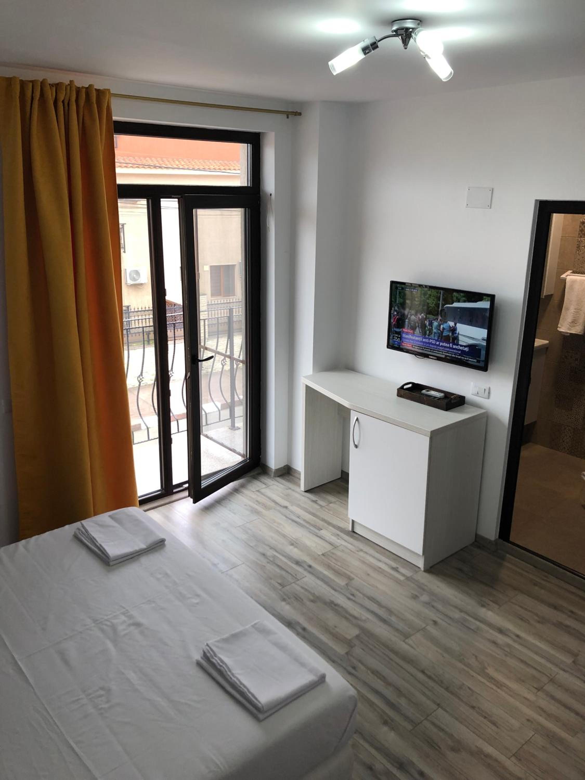Triple Room with Balcony