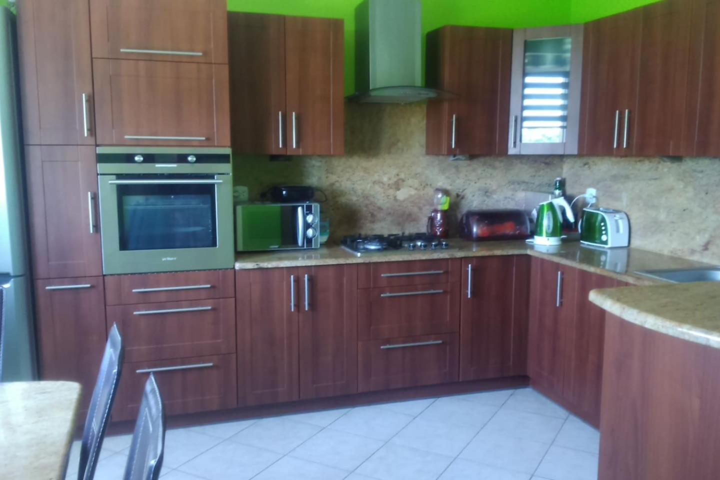 Villa photo 2