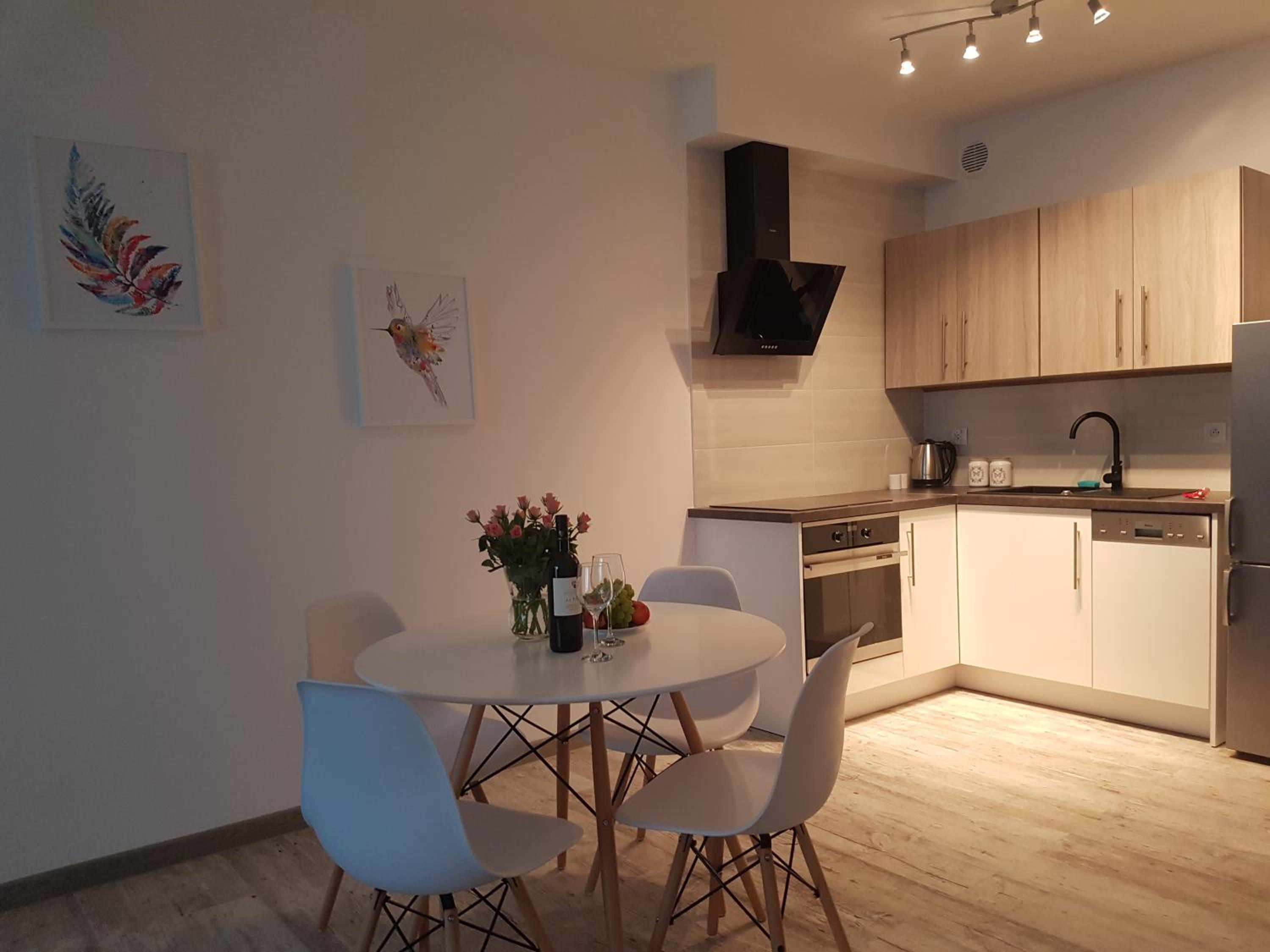 One-Bedroom Apartment - Leszczynowa 16/7