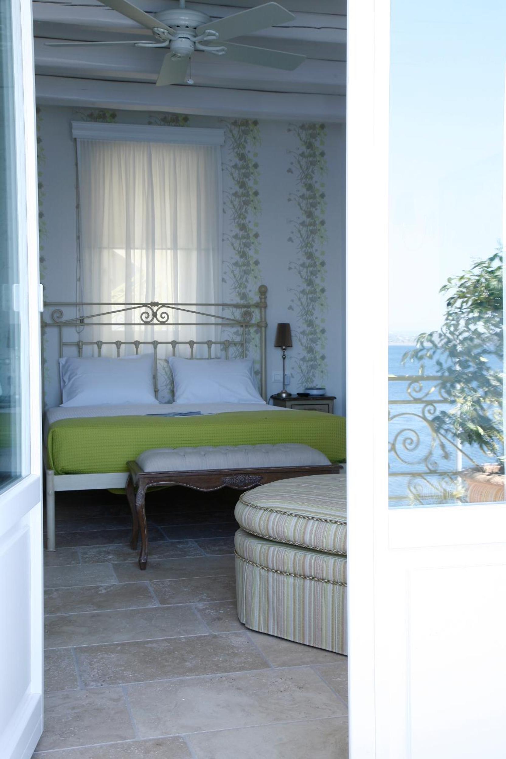 Deluxe Double Room with Sea View photo 3