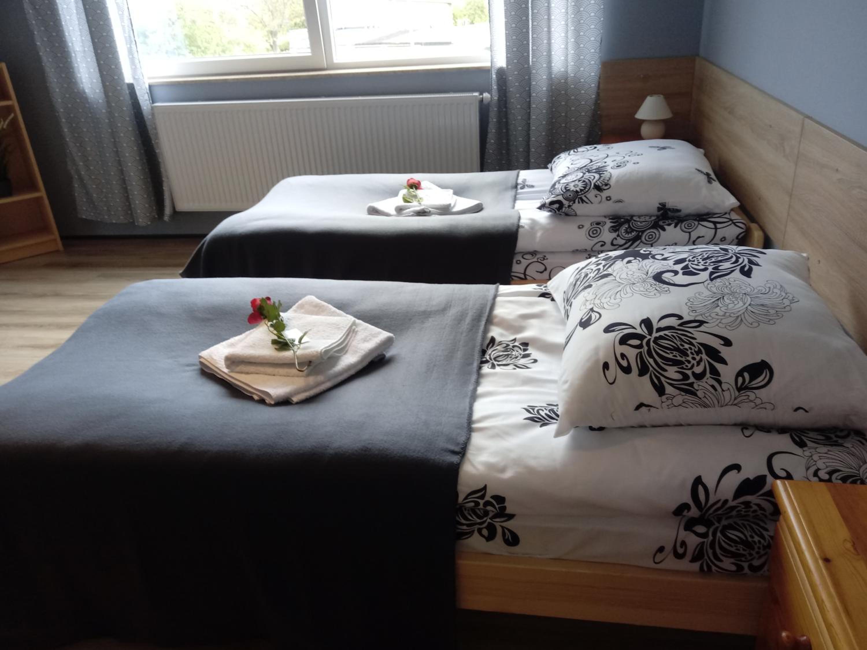 Studio Apartment - Photo 1